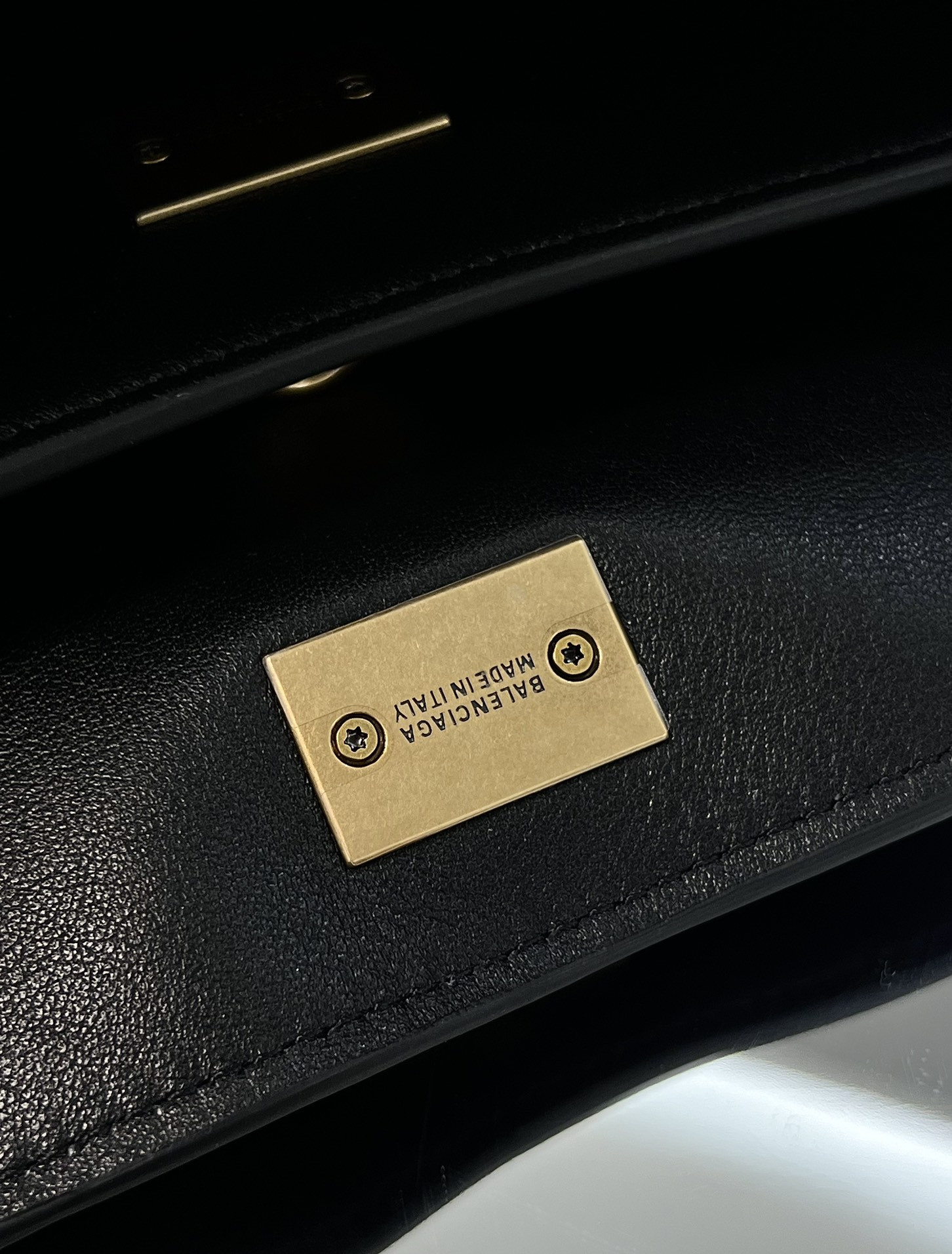 Balenciaga Rodeo Medium 35x23.3x10.9cm