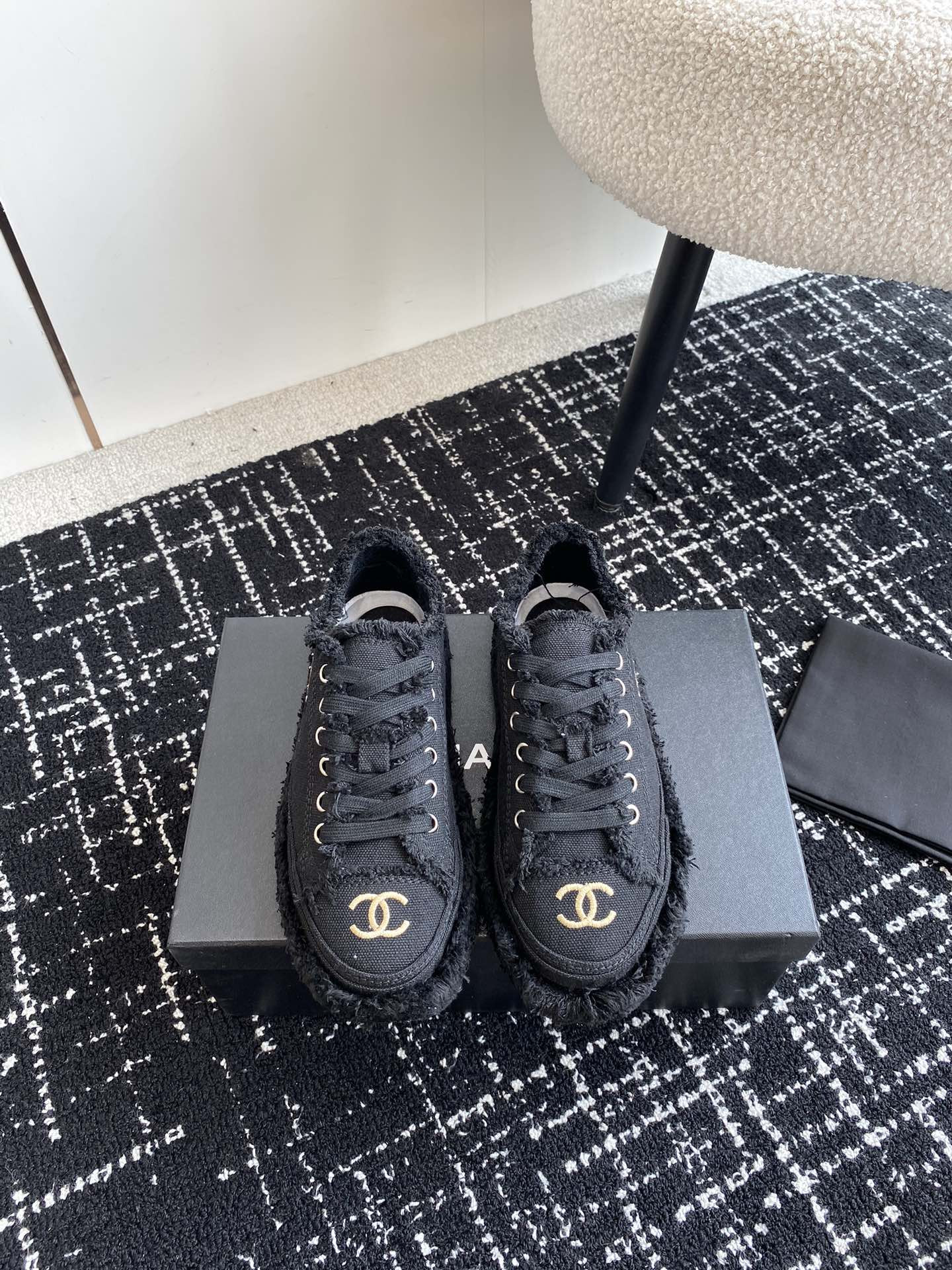 UA CHANEL SNEAKER