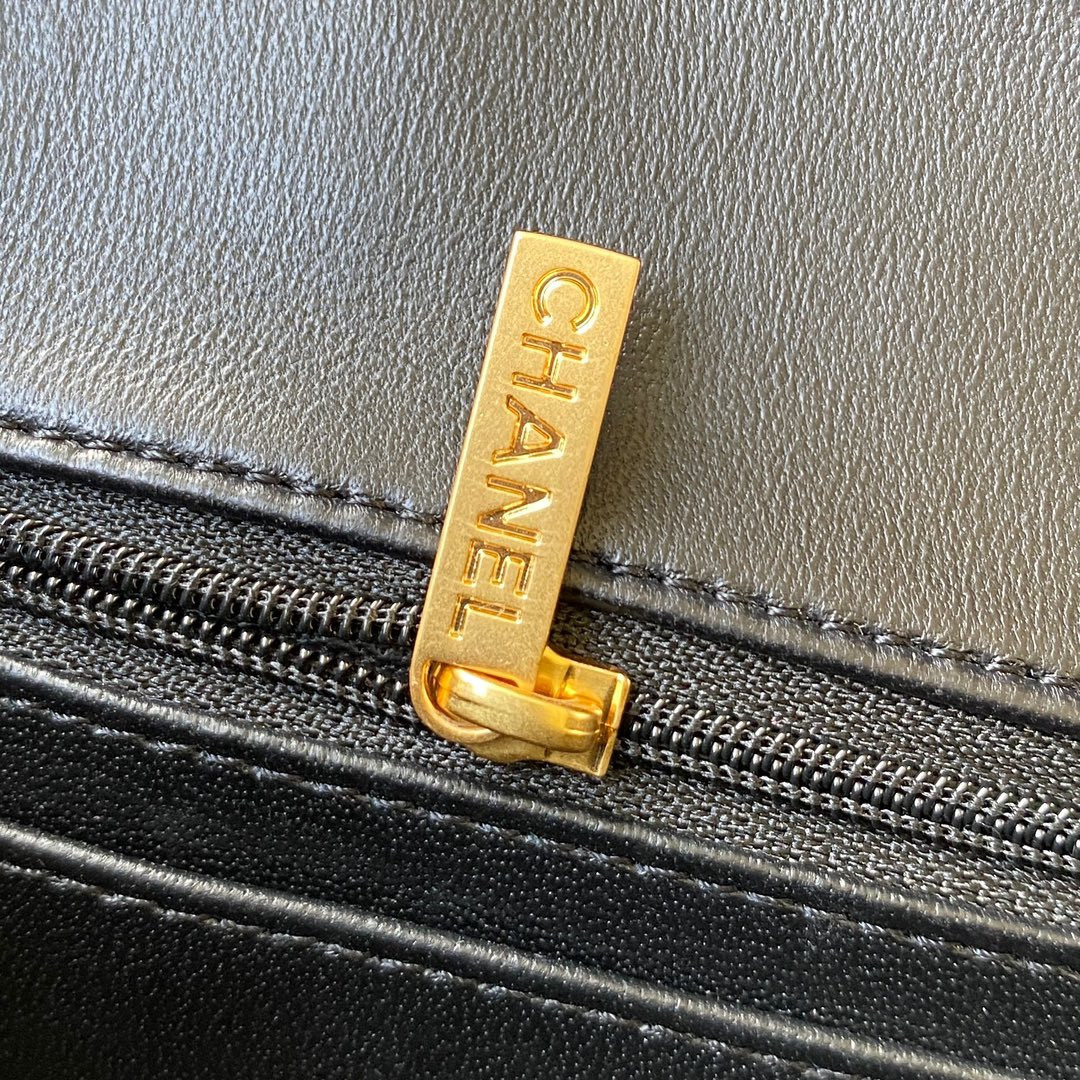 CHANEL  Mini CF handle 20x12x6cm