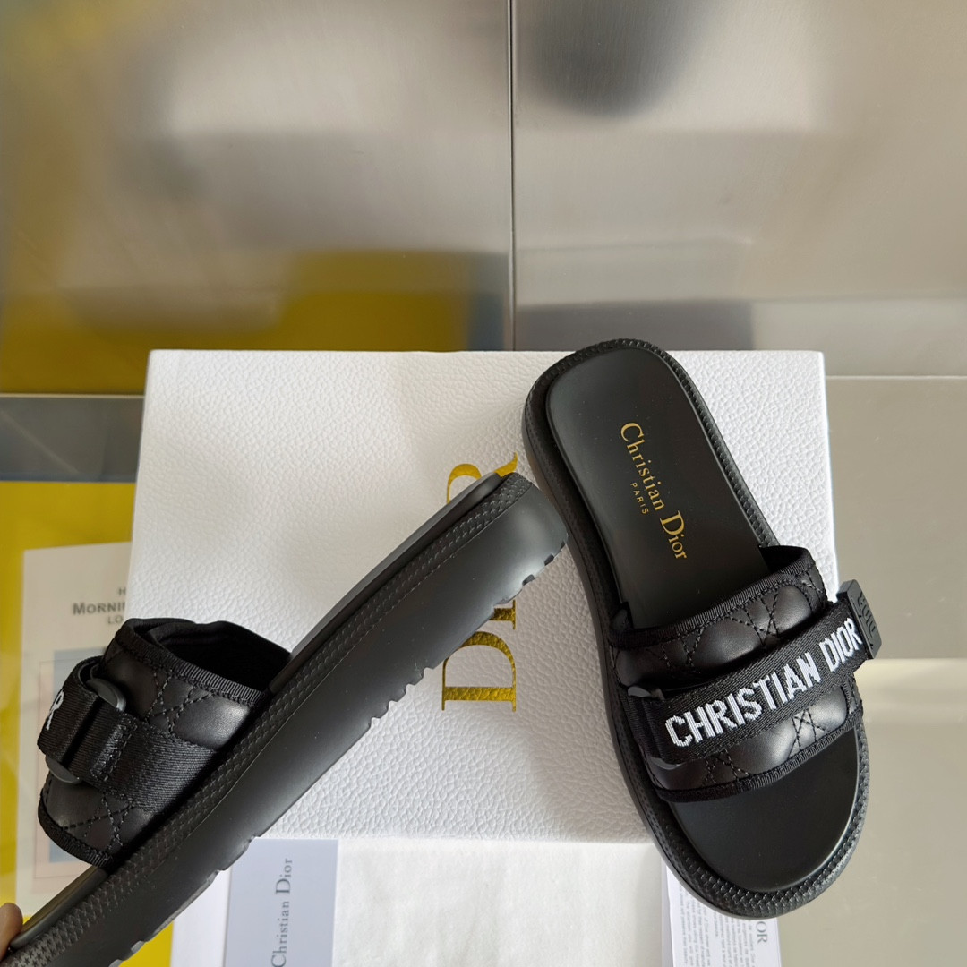 UA Dioriviera Dio(r)evolution Slide Black