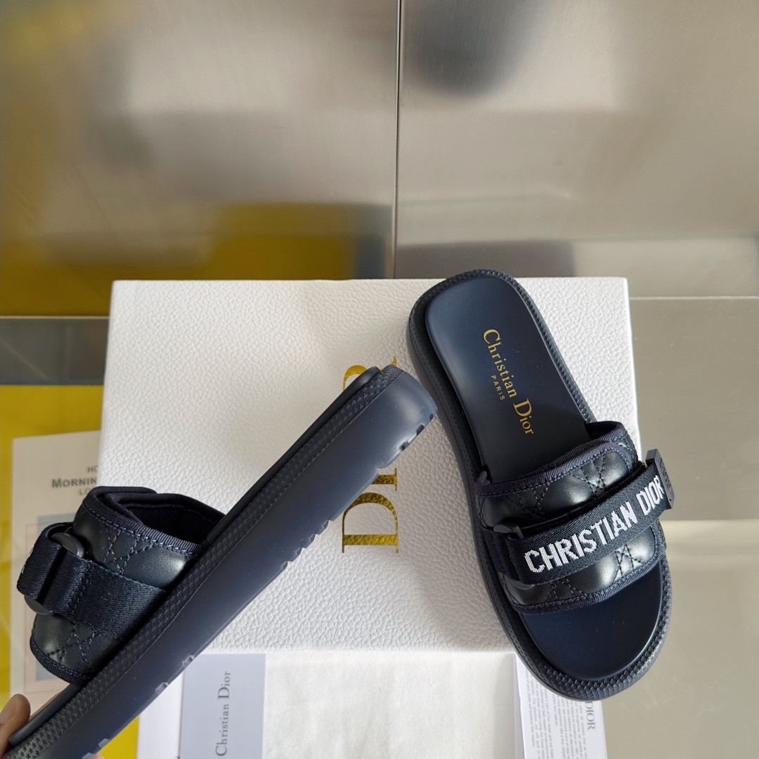 UA Dioriviera Dio(r)evolution Slide Deep Blue