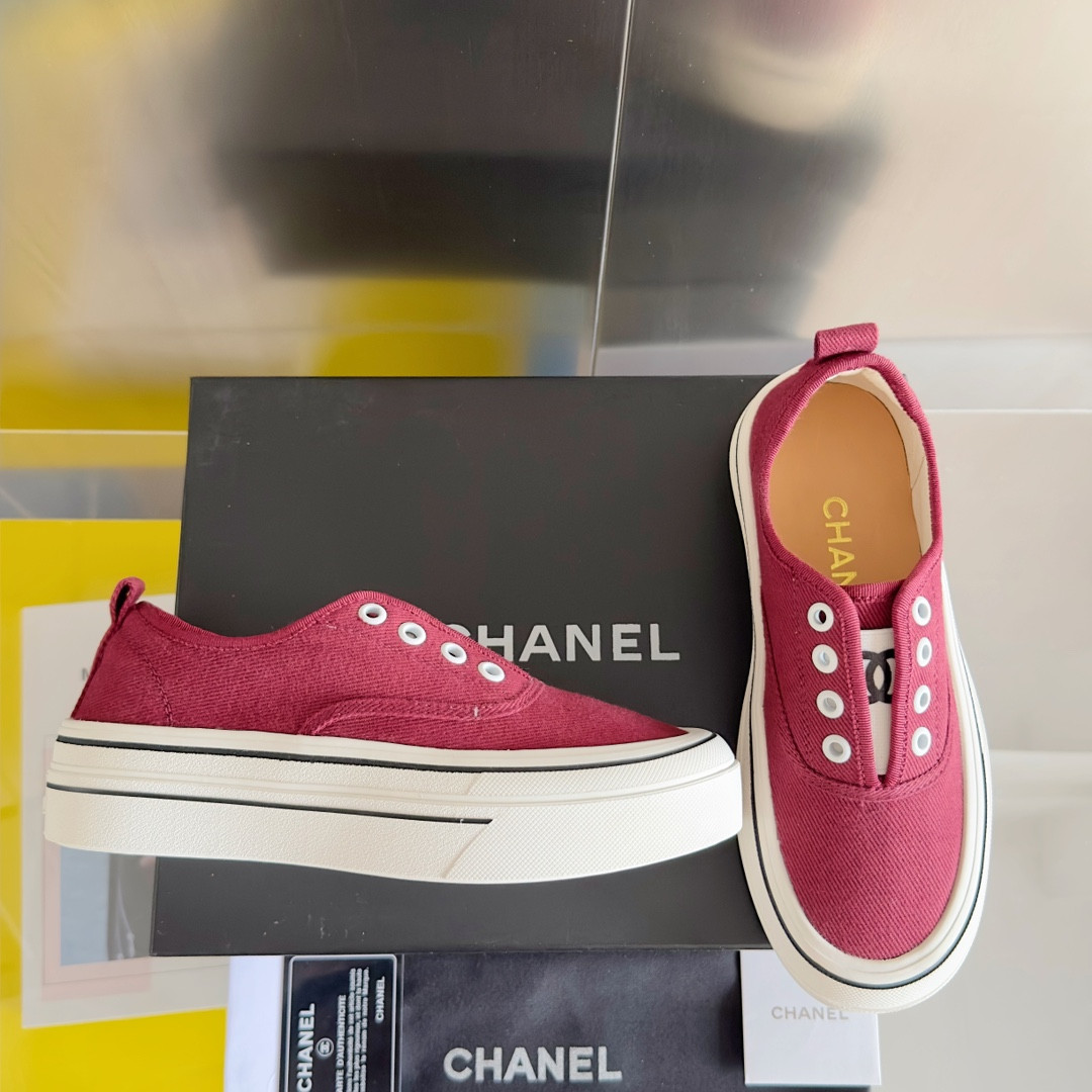 UA CHANEL SNEAKER