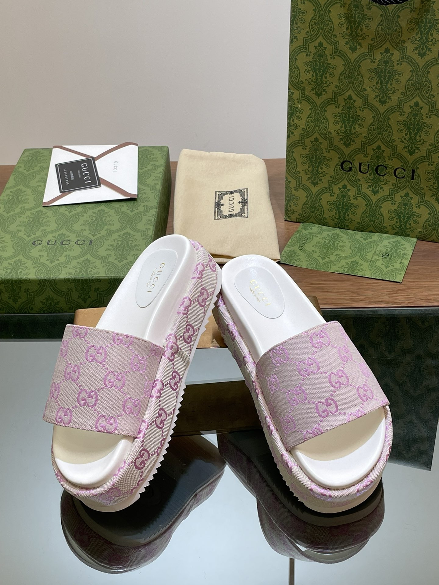 UA GUCCI WOMEN