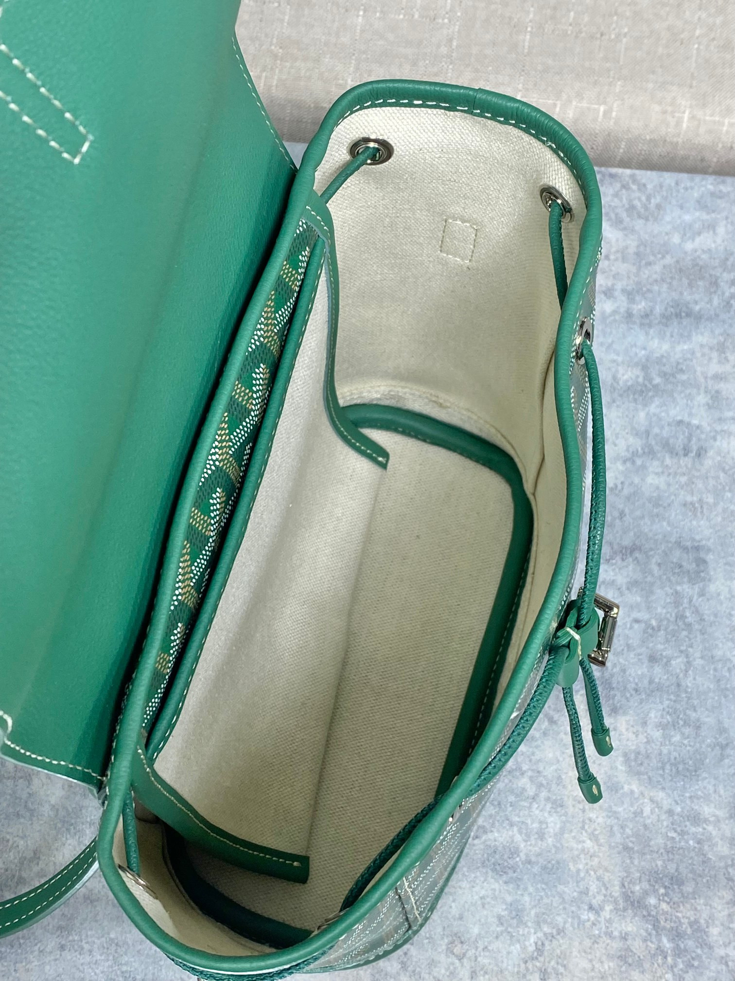 Goyard Mini Alpin 23 cm x 9.5 cm x 19 cm