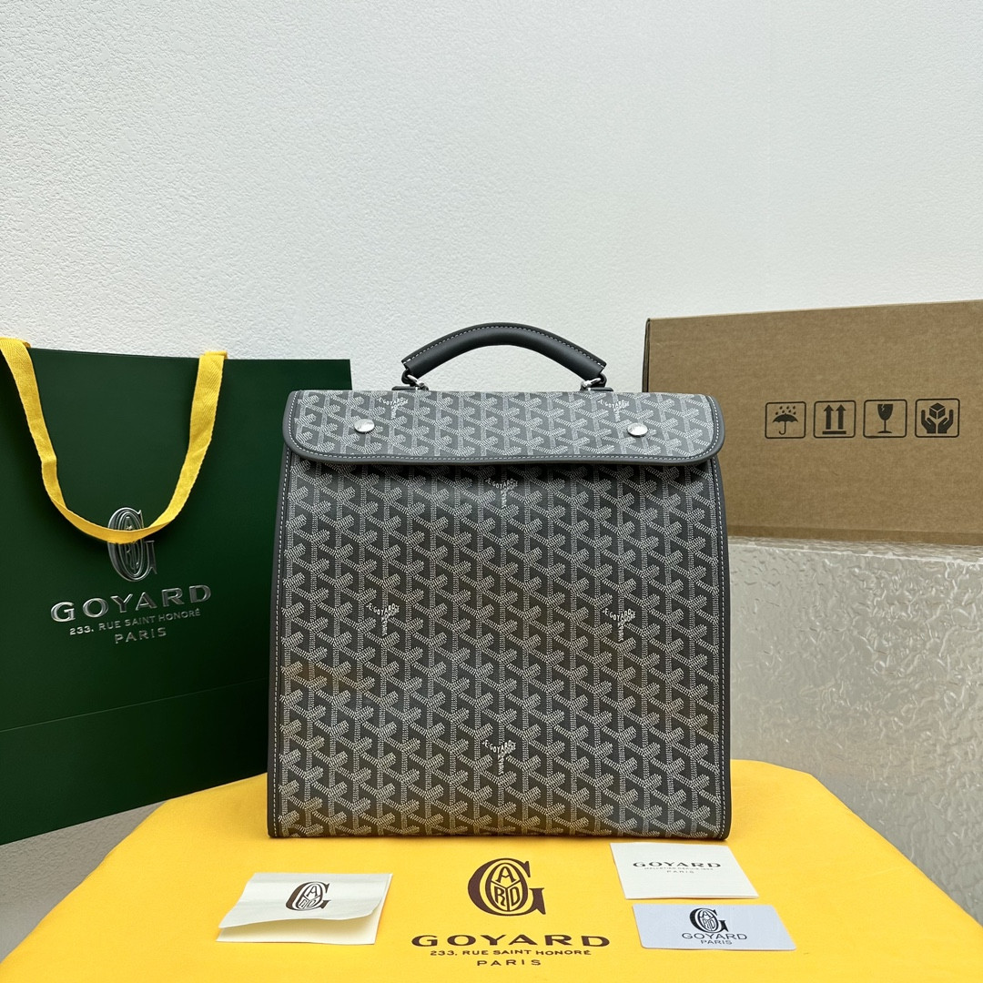 Goyard Saint Léger 37 cm x 15 cm x 34 cm
