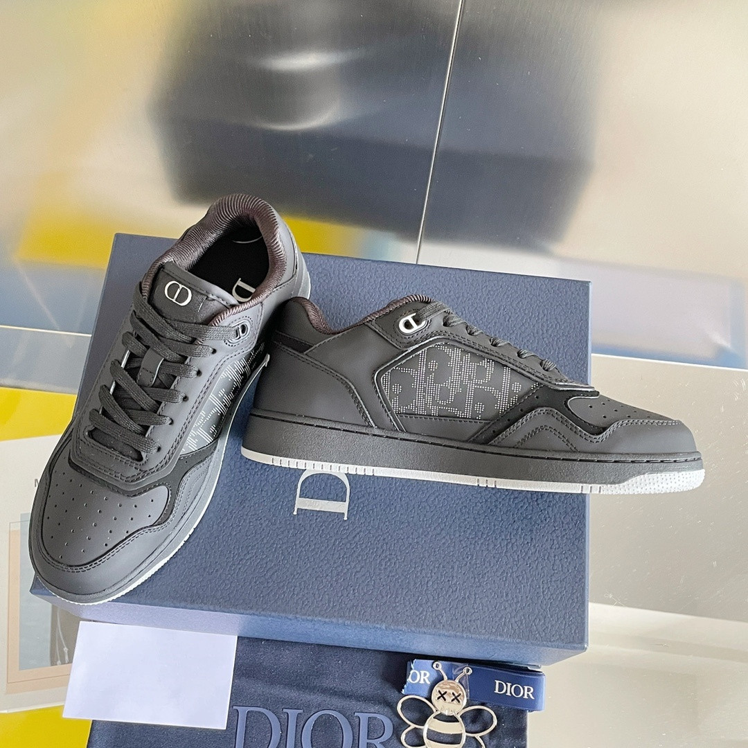 UA Dior B27 Sneaker