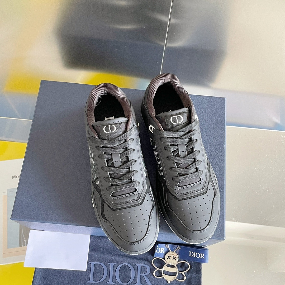 UA Dior B27 Sneaker