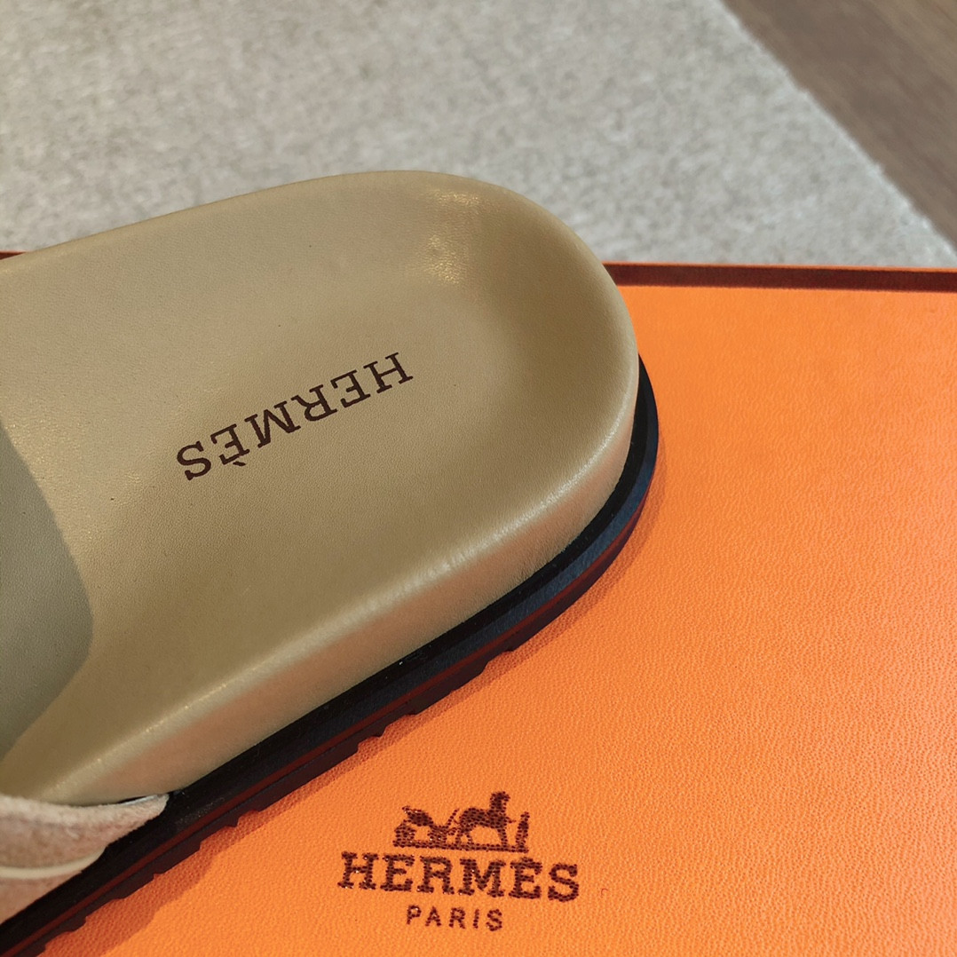 UA Hermès Empire Sandal