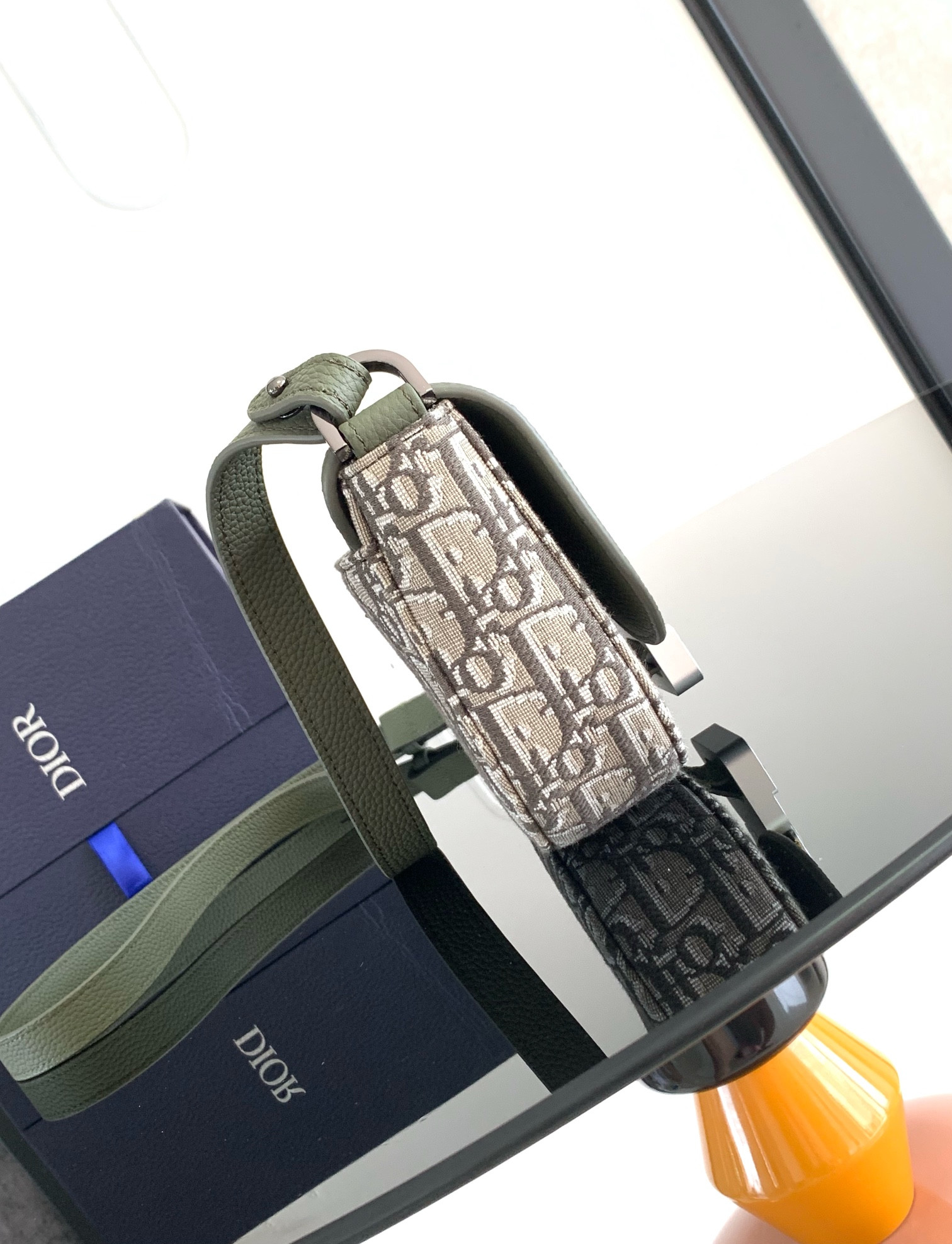 Dior Saddle Messenger Bag 24 x 16.5 x 5.5 cm