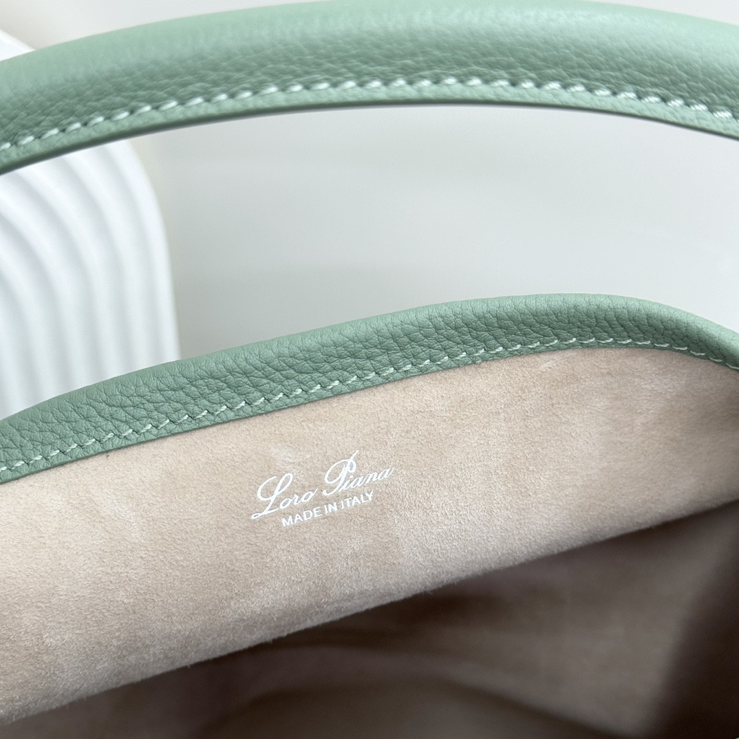 Loro Piana Large Bale Bag Grained Calfskin 24 x 20 x 27 cm