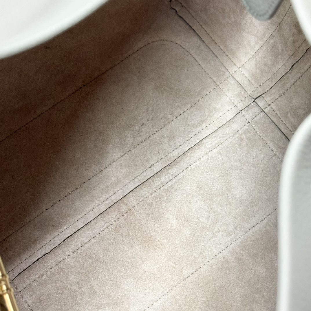 Loro Piana Large Bale Bag Grained Calfskin 24 x 20 x 27 cm