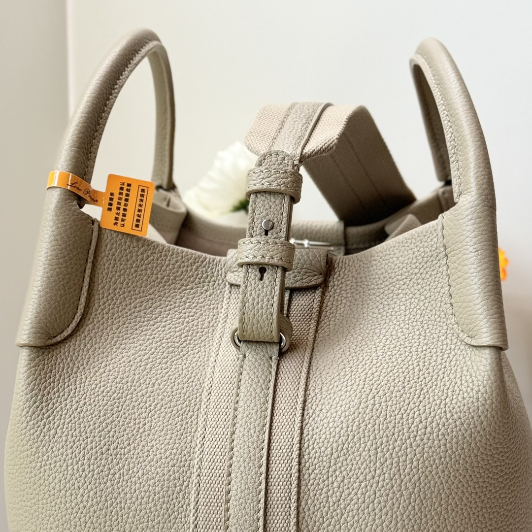 Loro Piana Large Bale Bag Grained Calfskin 24 x 20 x 27 cm