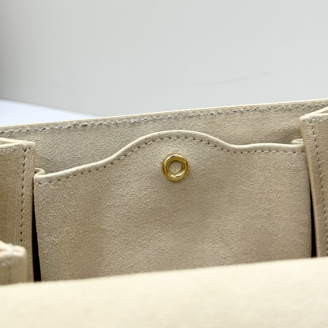 Loro Piana Small Ghiera Bag 23x16x8 cm