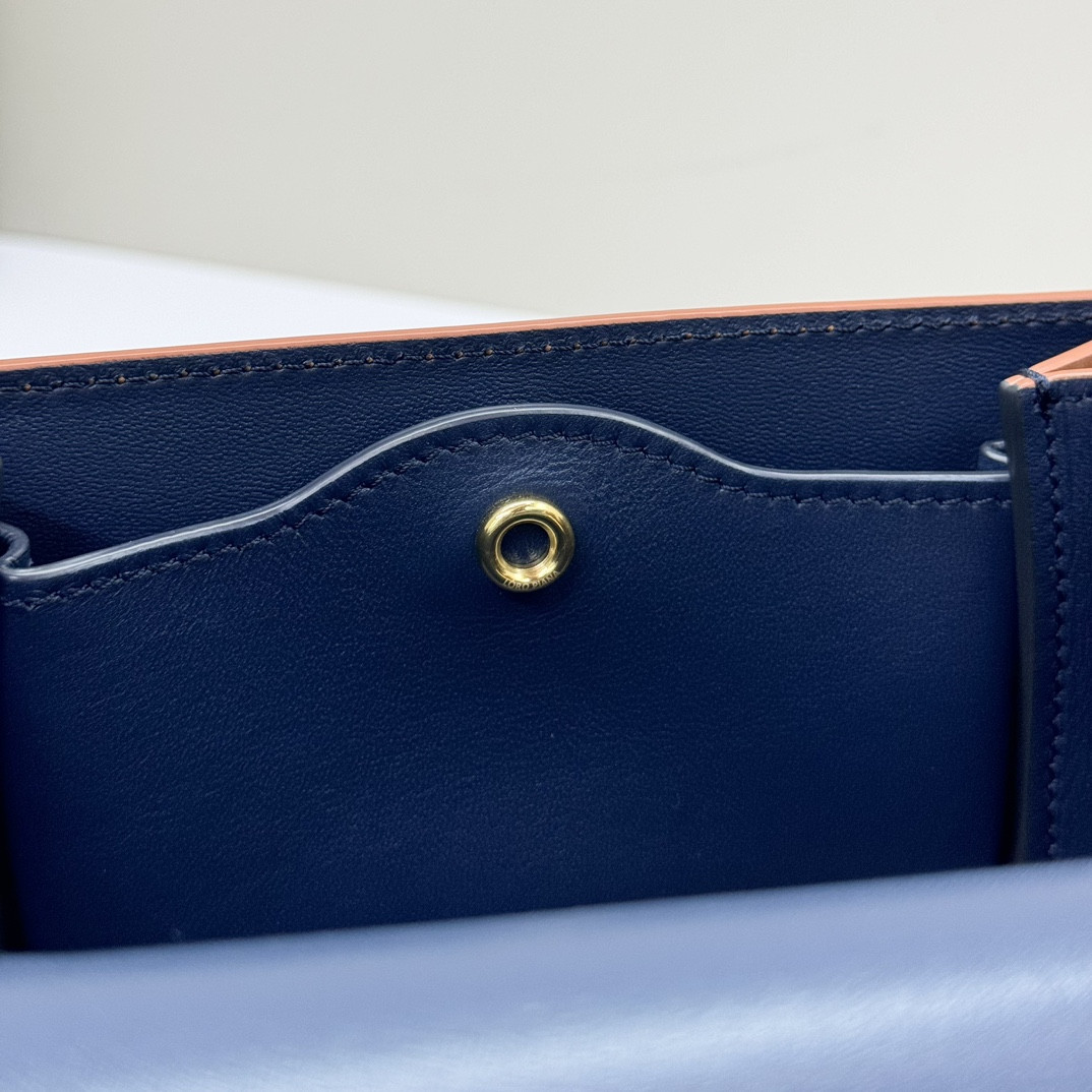 Loro Piana Mini Ghiera Bag 18x13x7 cm