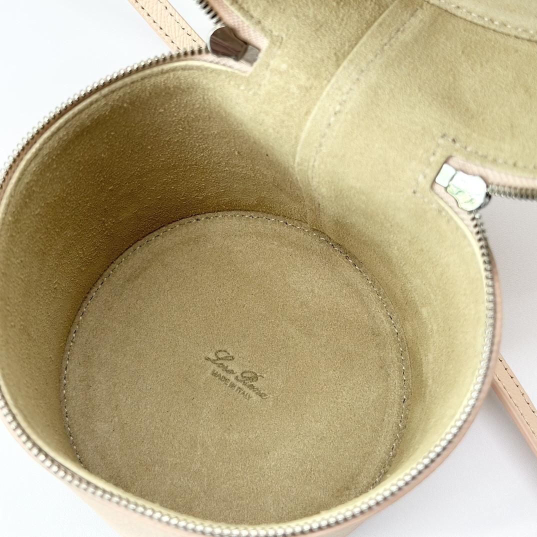 Loro Piana Extra Case Textured Calfskin 12 x16 x12cm