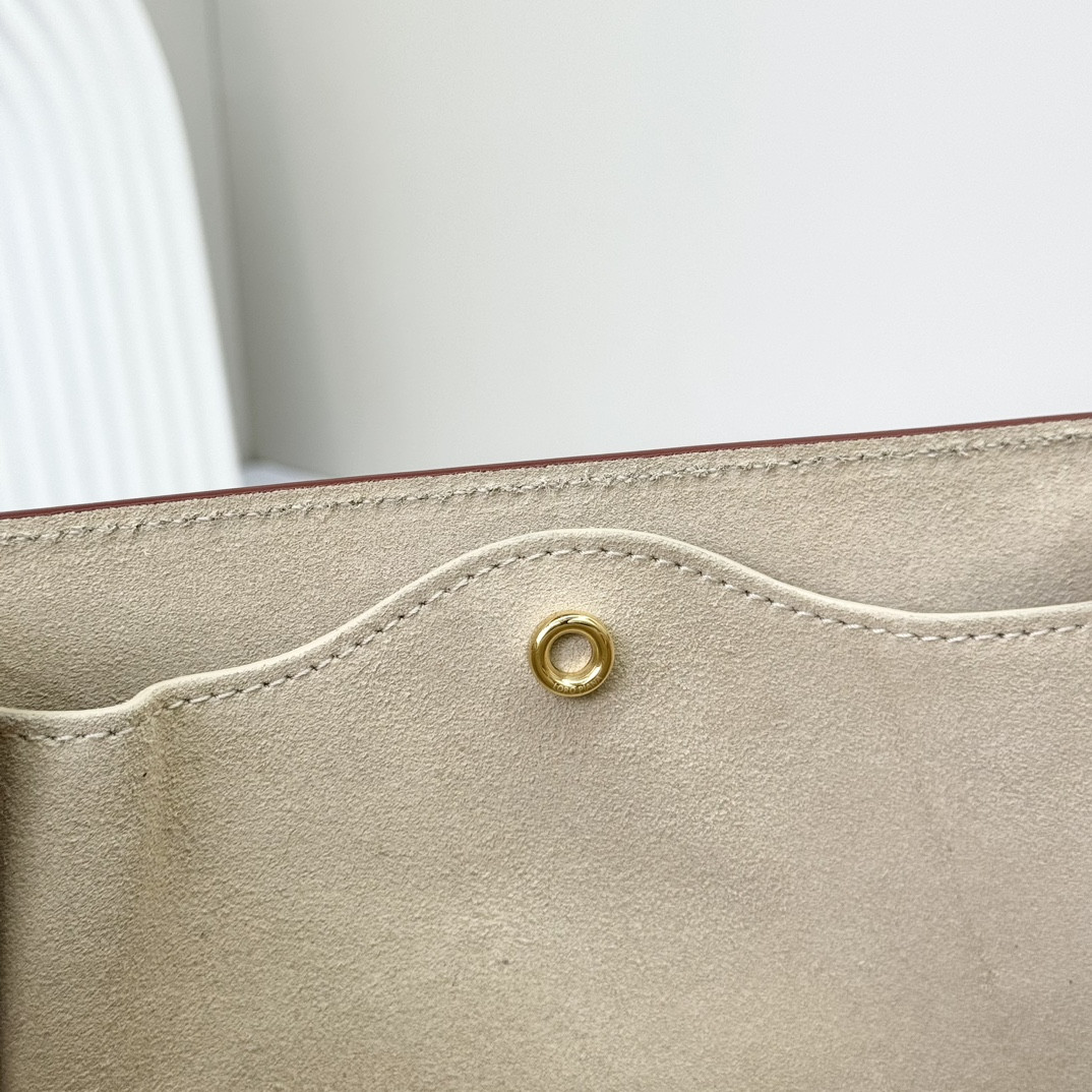 Loro Piana Small Ghiera Bag 23x16x8 cm