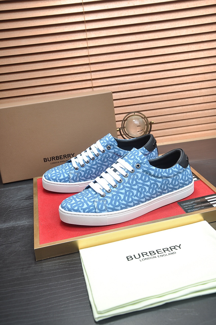 UA Burberry Sneakers