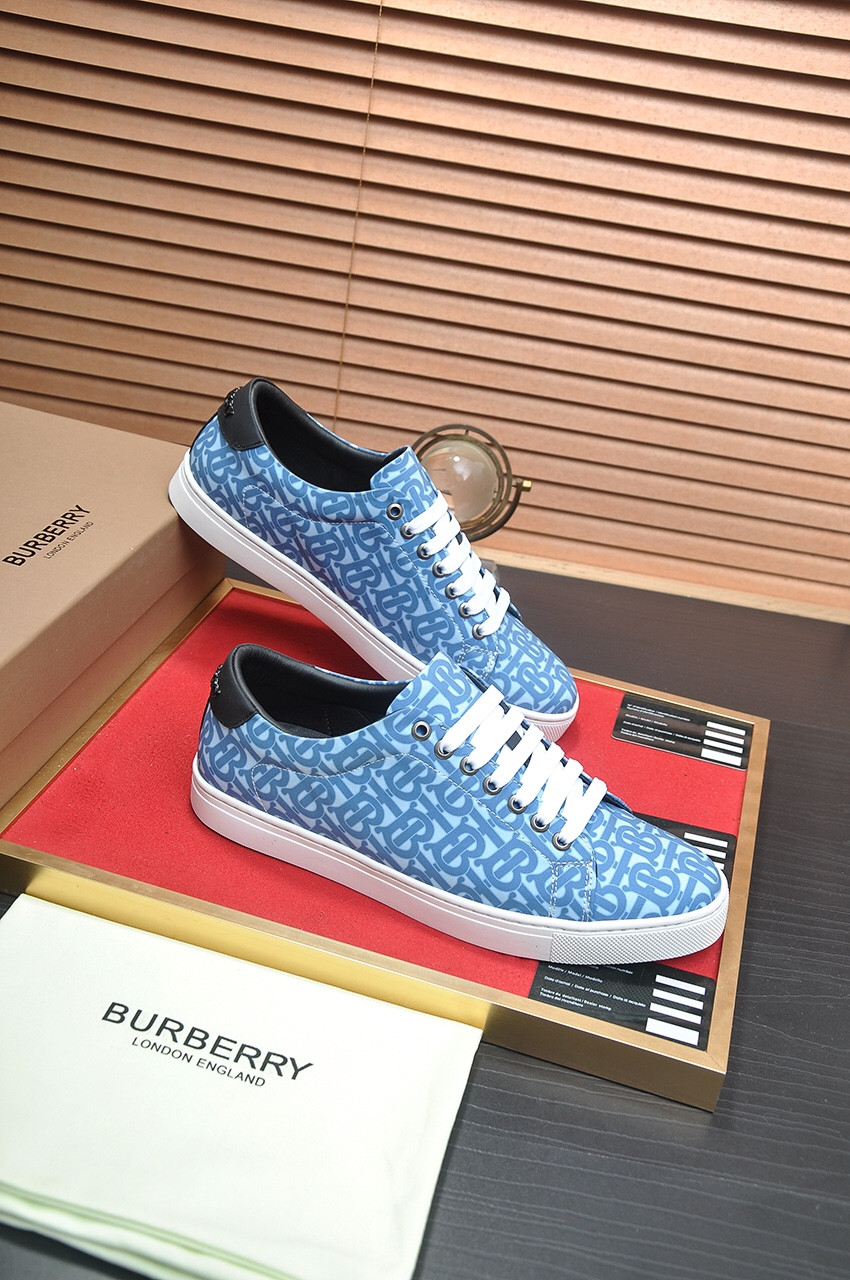 UA Burberry Sneakers