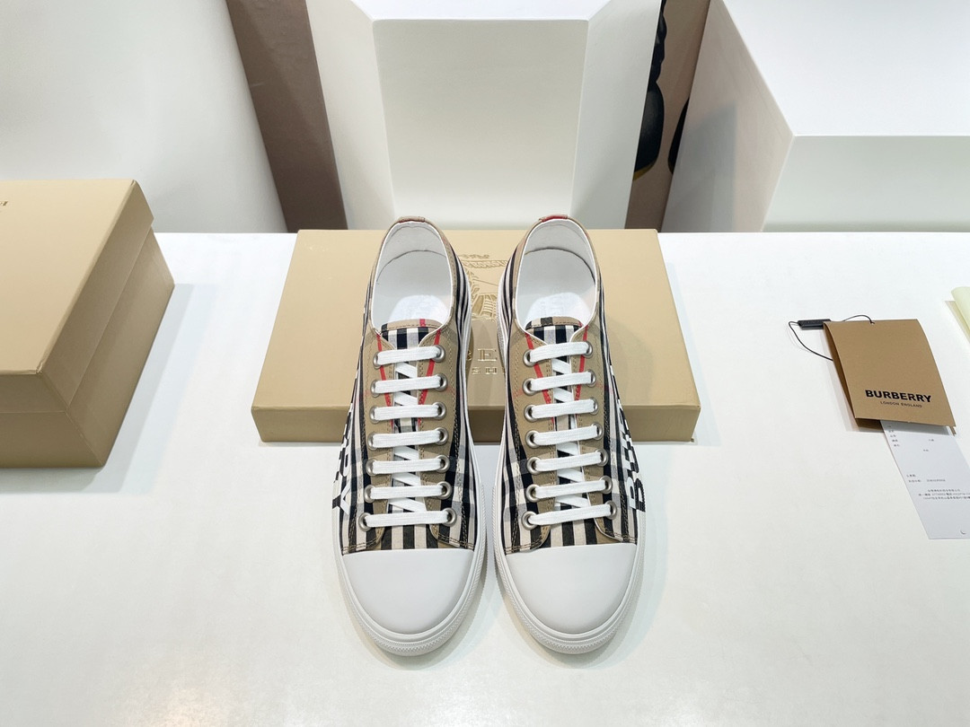 UA Burberry Check Sneakers