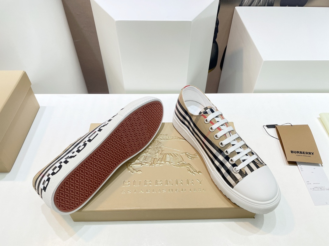 UA Burberry Check Sneakers