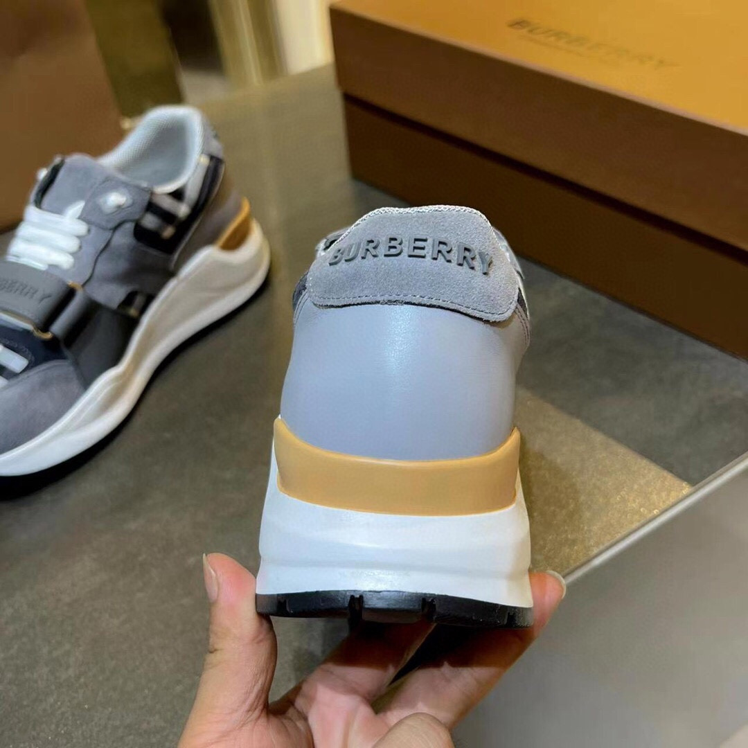 UA Burberry Sneakers