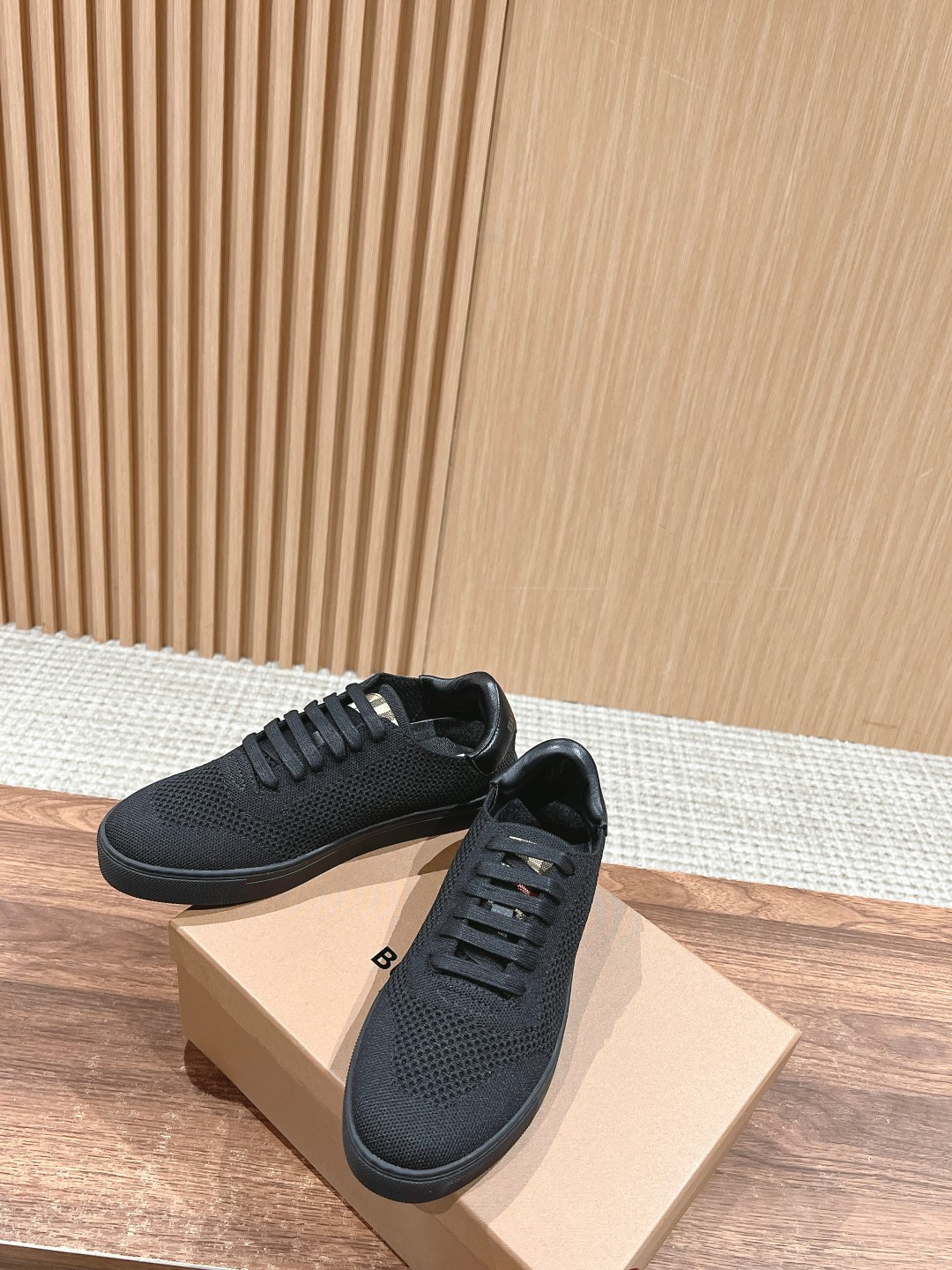 UA Burberry Sneakers