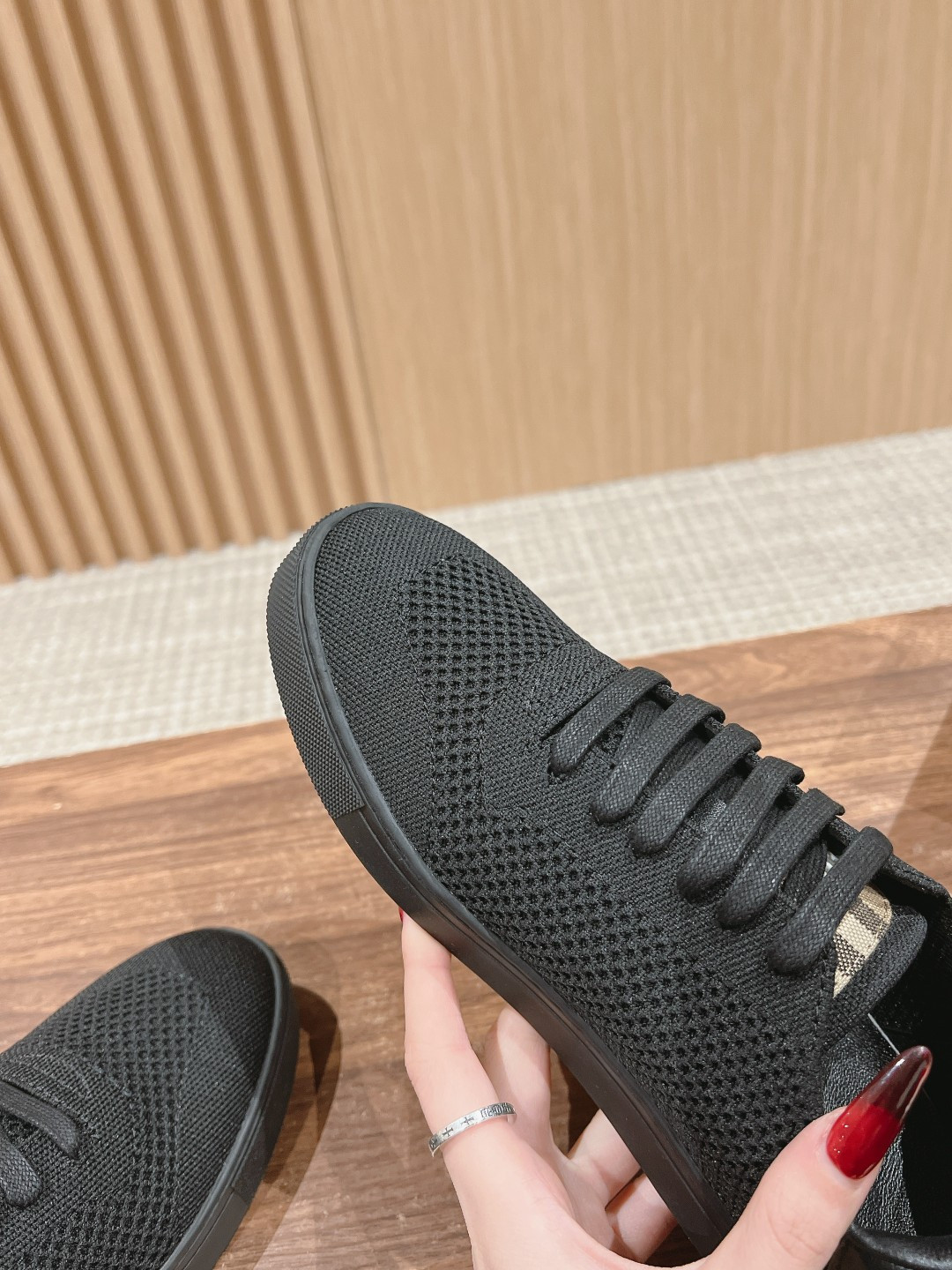 UA Burberry Sneakers