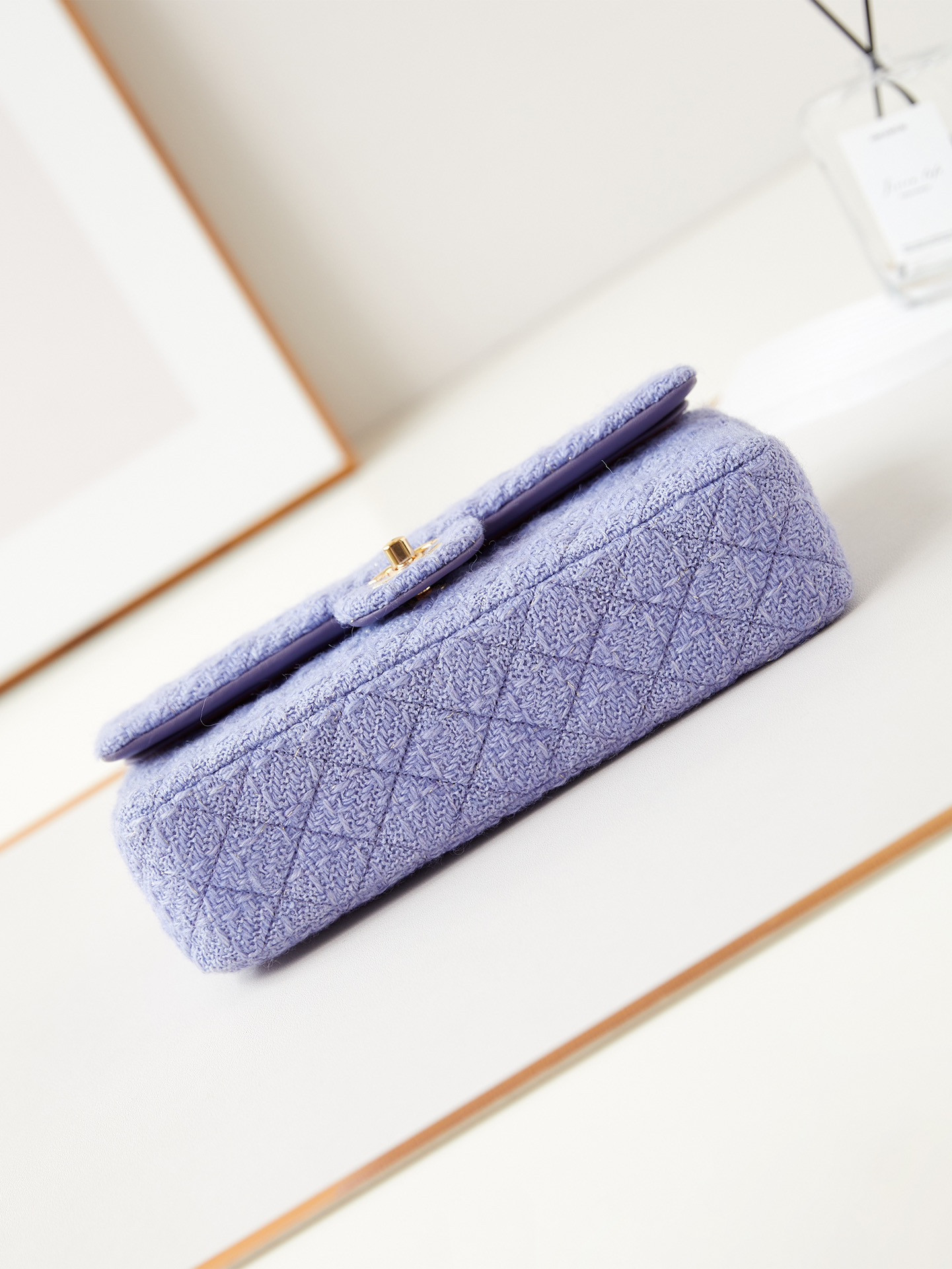 Chanel Classic Flap Bag 15.5×25.5×6.5cm