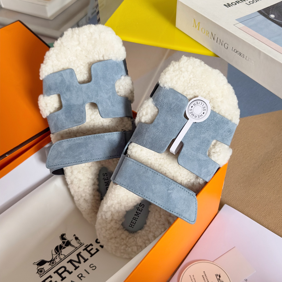 UA Hermès Chypre sandal