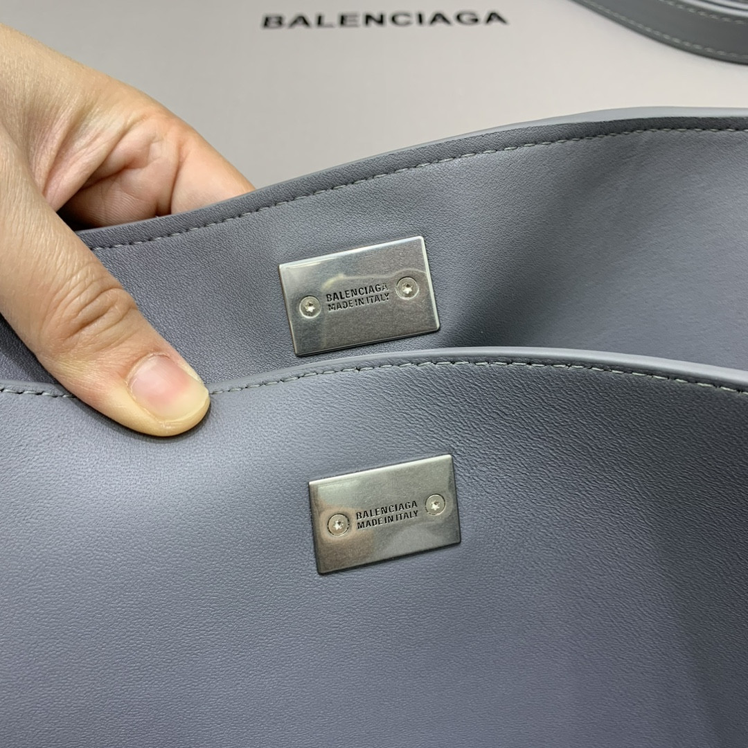 Balenciaga Rodeo Medium 35x23.3x10.9cm