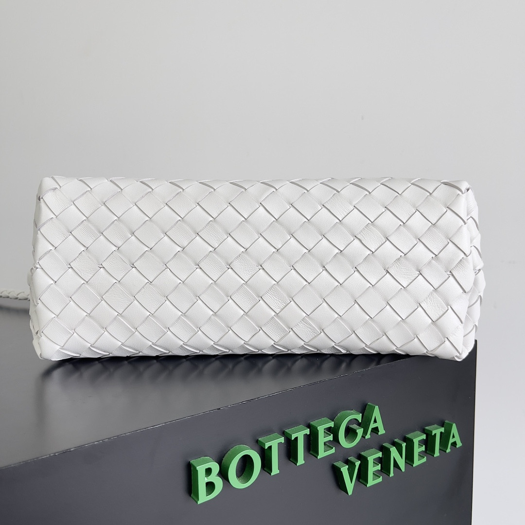 Bottega Veneta Medium Andiamo 32x25x11CM