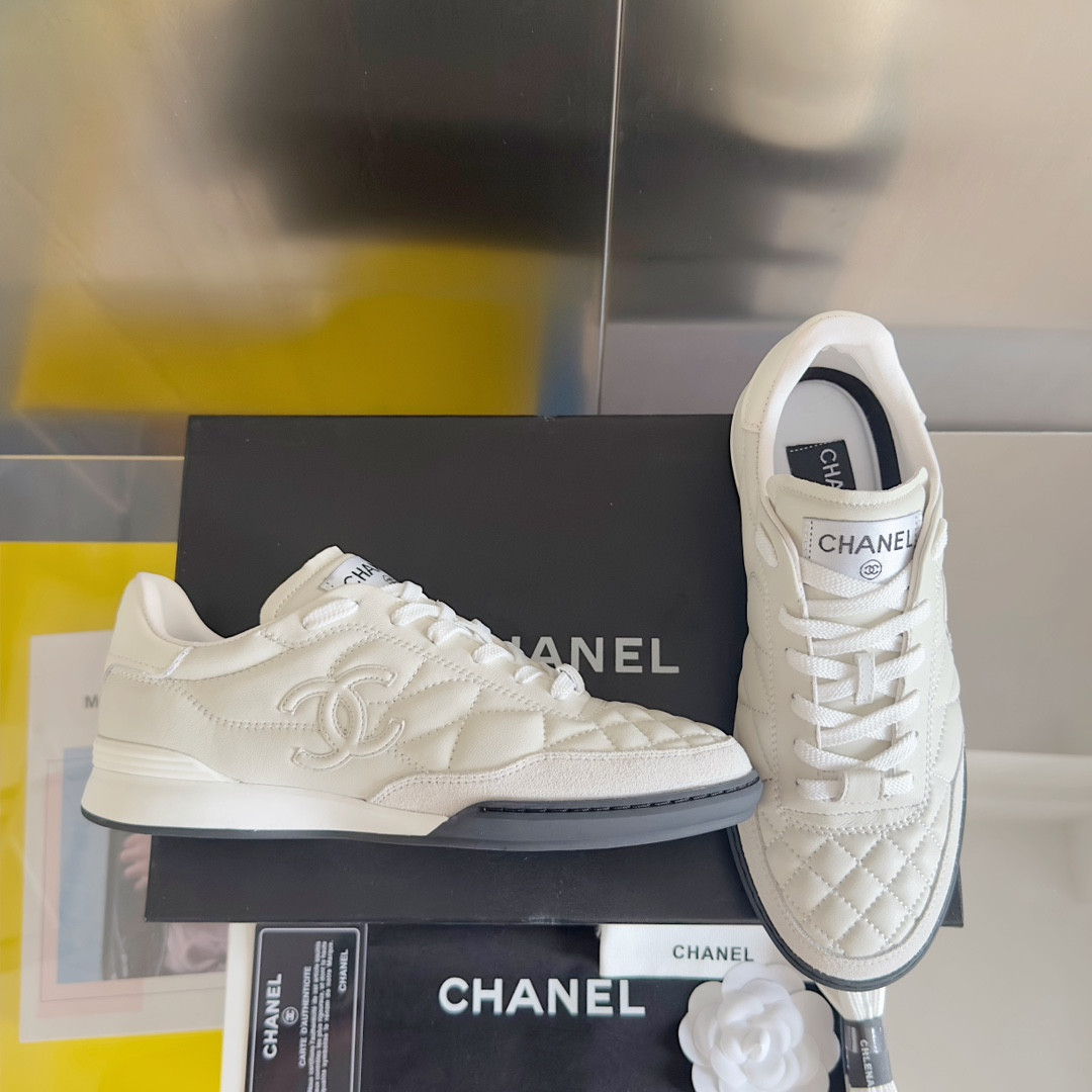 UA CHANEL SNEAKER