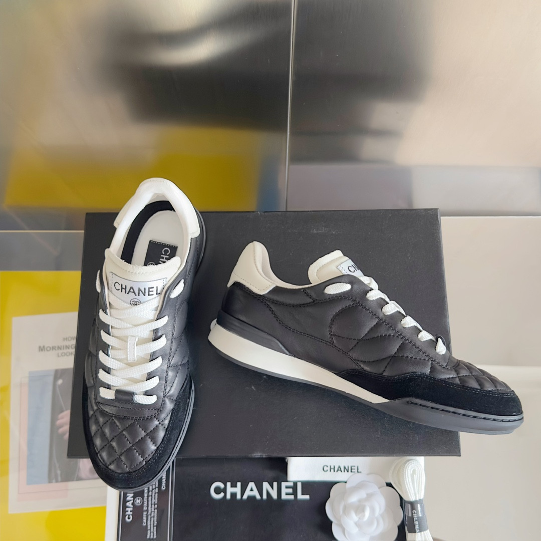UA CHANEL SNEAKER