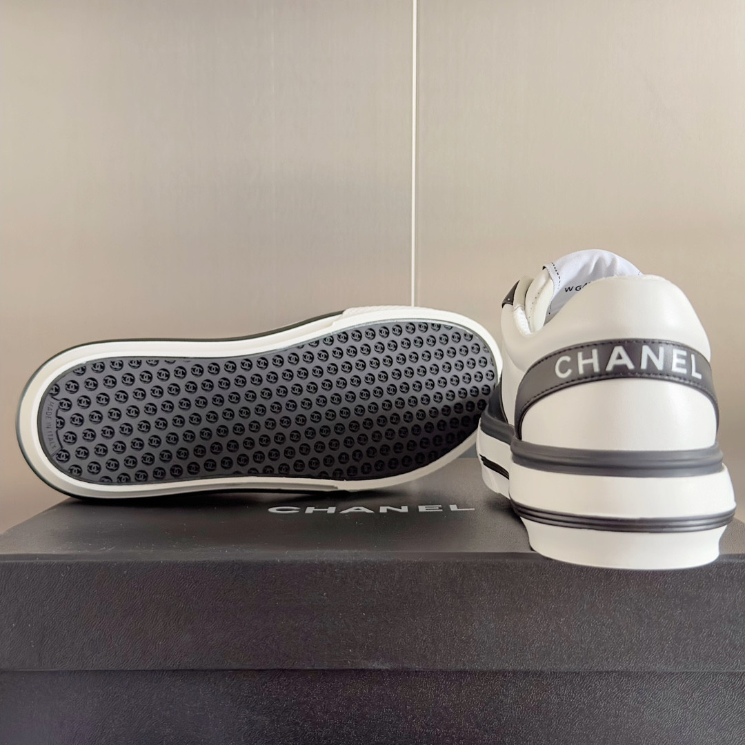 UA CHANEL SNEAKER