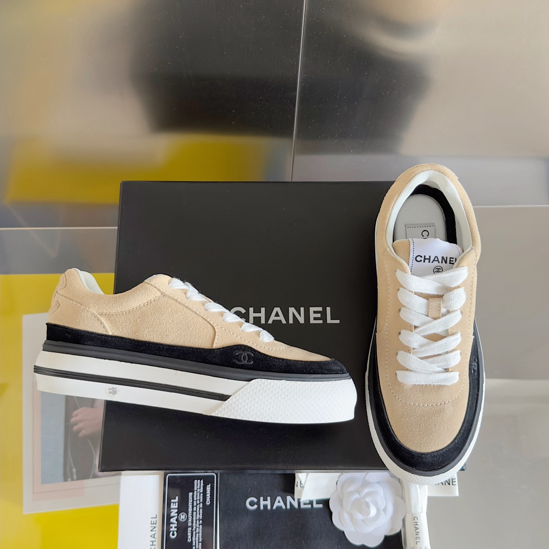 UA CHANEL SNEAKER