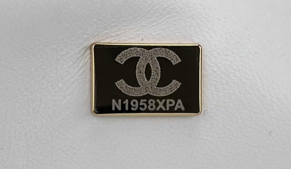 Chanel Classic Flap Bag 20cm