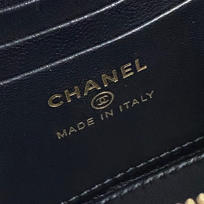 Chanel Clutch With Chain 9.5x 17x 8CM