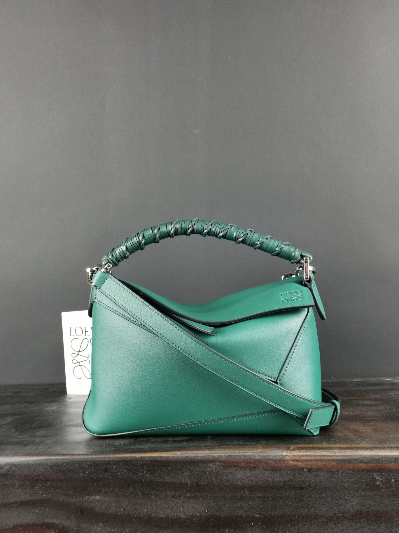 LOEWE Small Puzzle bag in classic calfskin 24x10.5x16.5cm