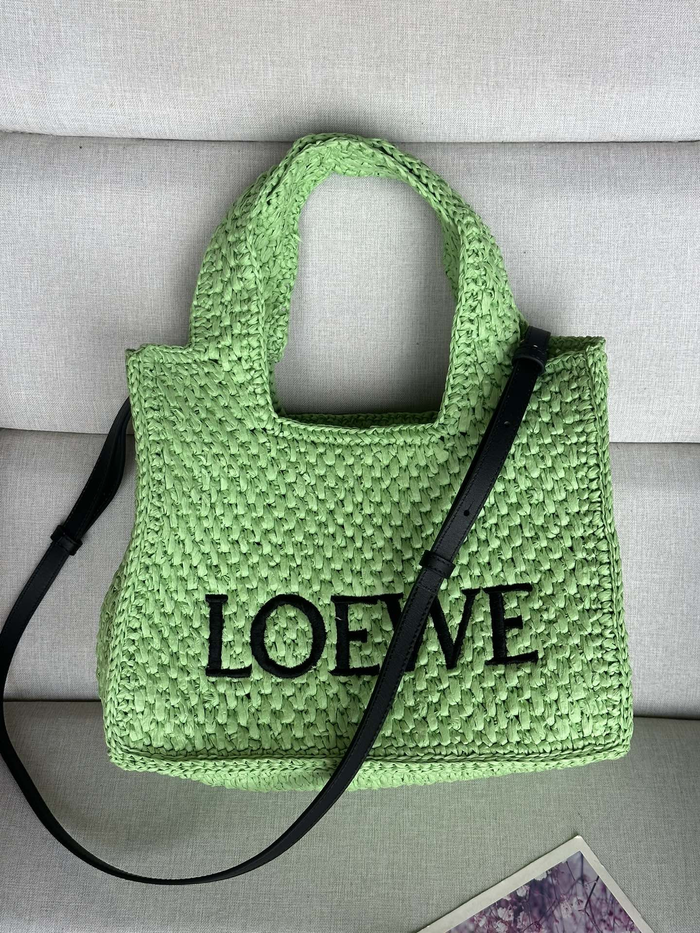 LOEWE Font Tote 30x25.5x15cm