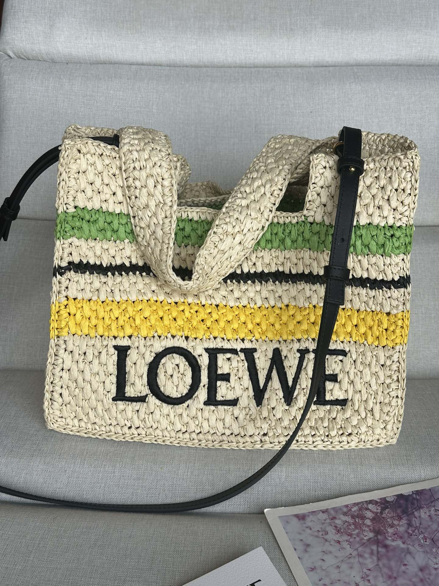 LOEWE Font Tote 30x25.5x15cm
