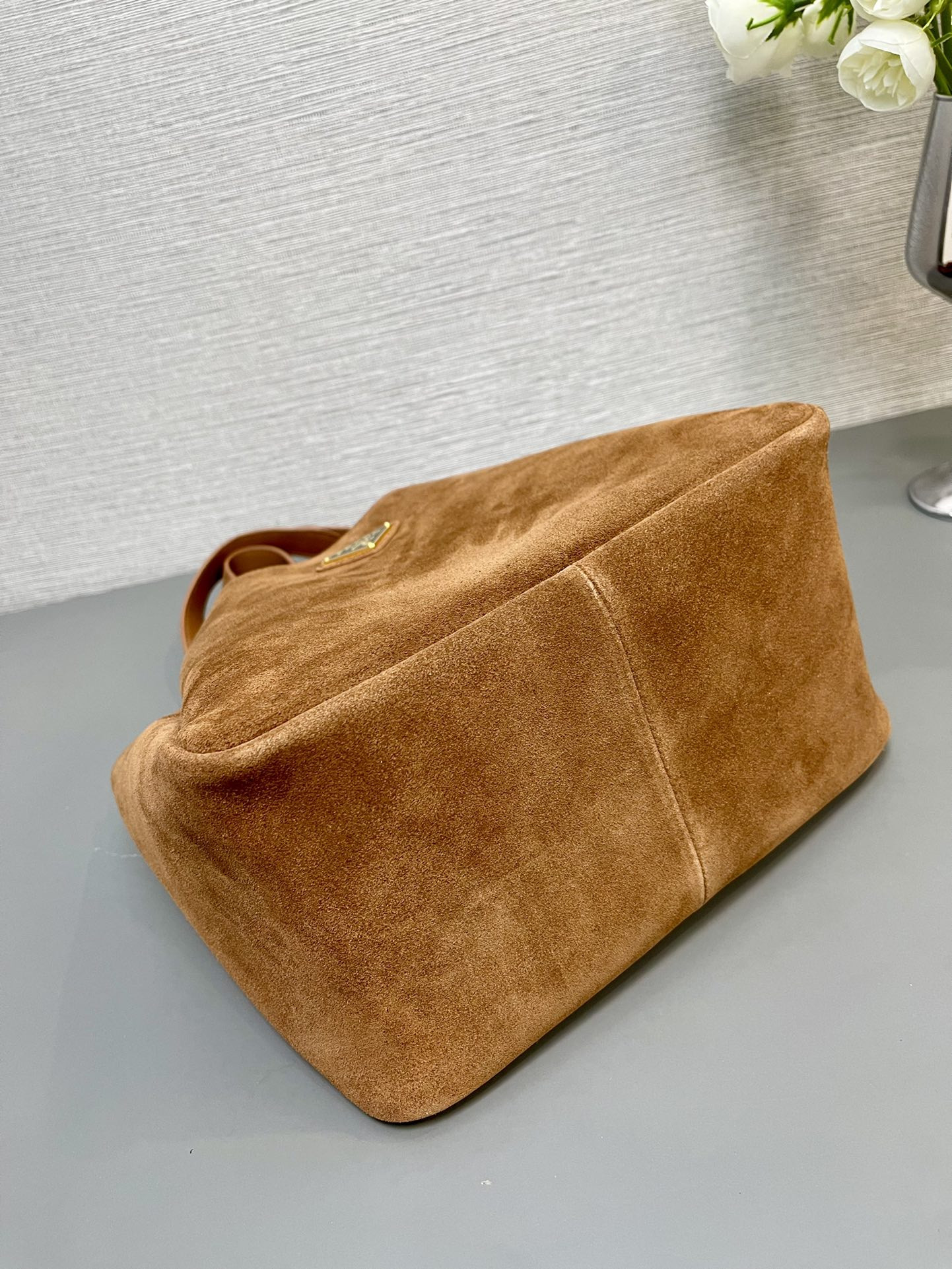 Prada tote 25x21.5x14cm