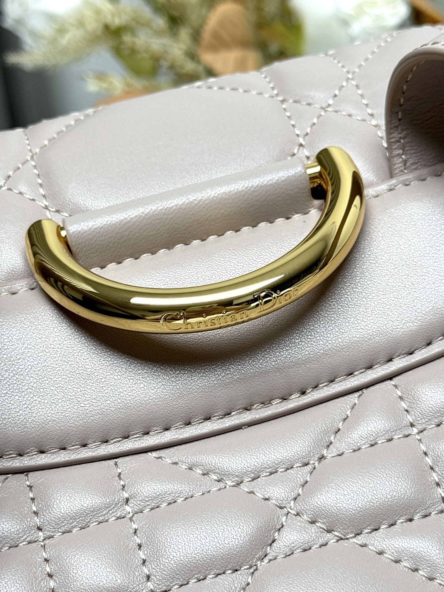 Dior Caro Backpack Medium 23 x 26.7 x 12.5 cm