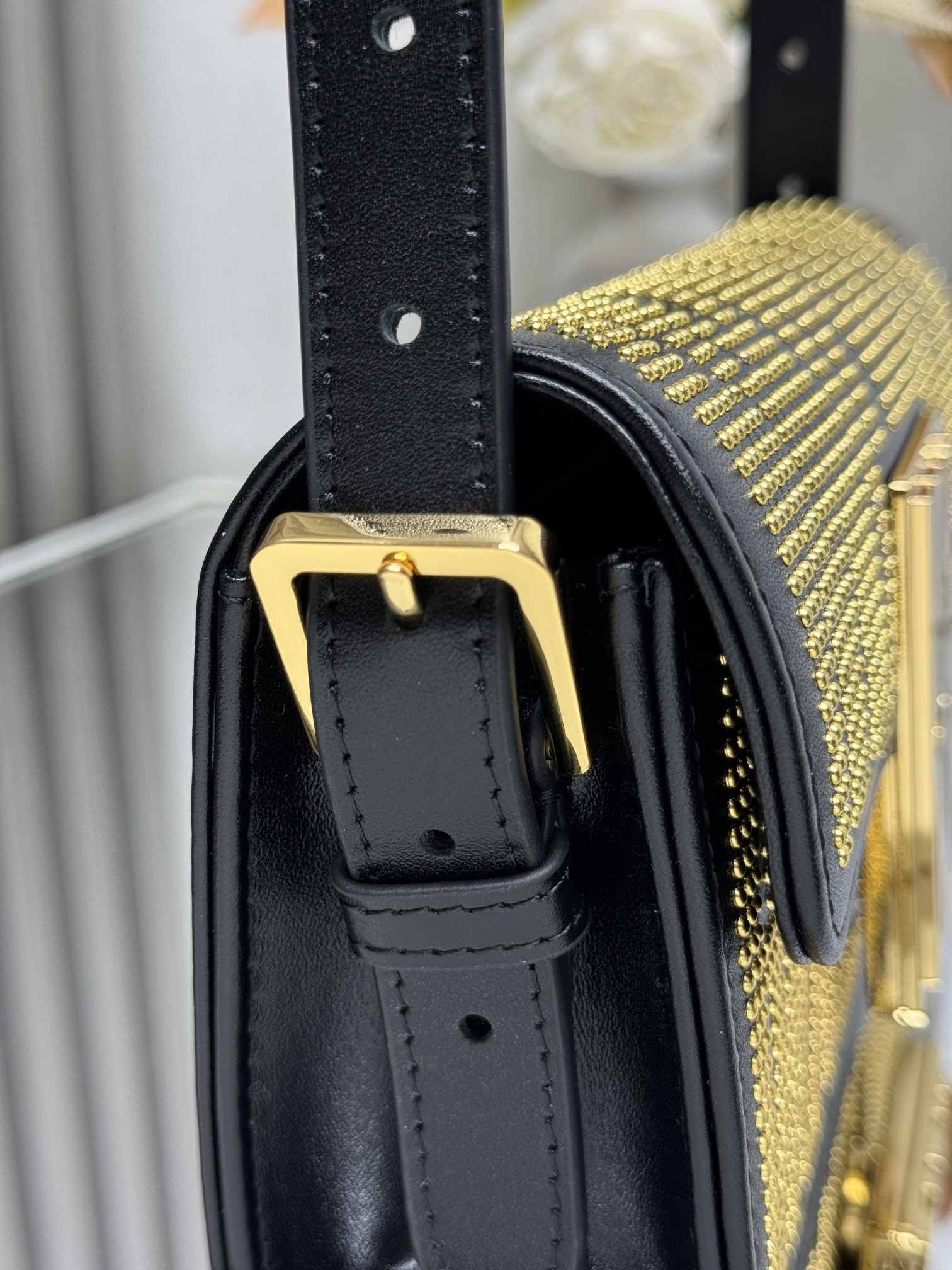 Dior Miss Dior flap bag 22 x 11 x 6 cm