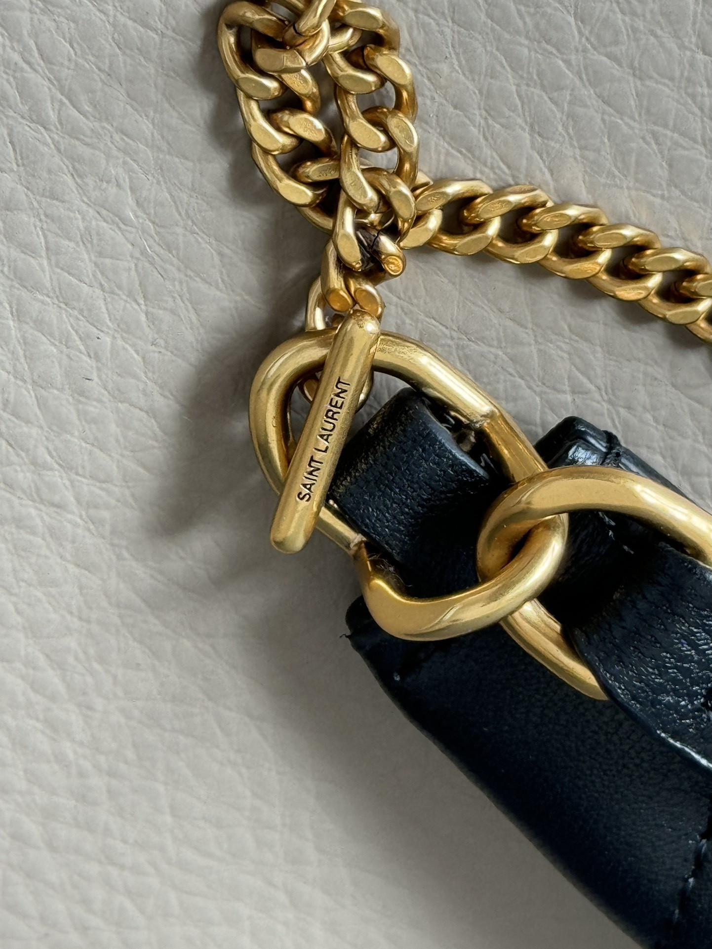 YSL SADE hobo in lambskin 19 X 21 X 4 CM