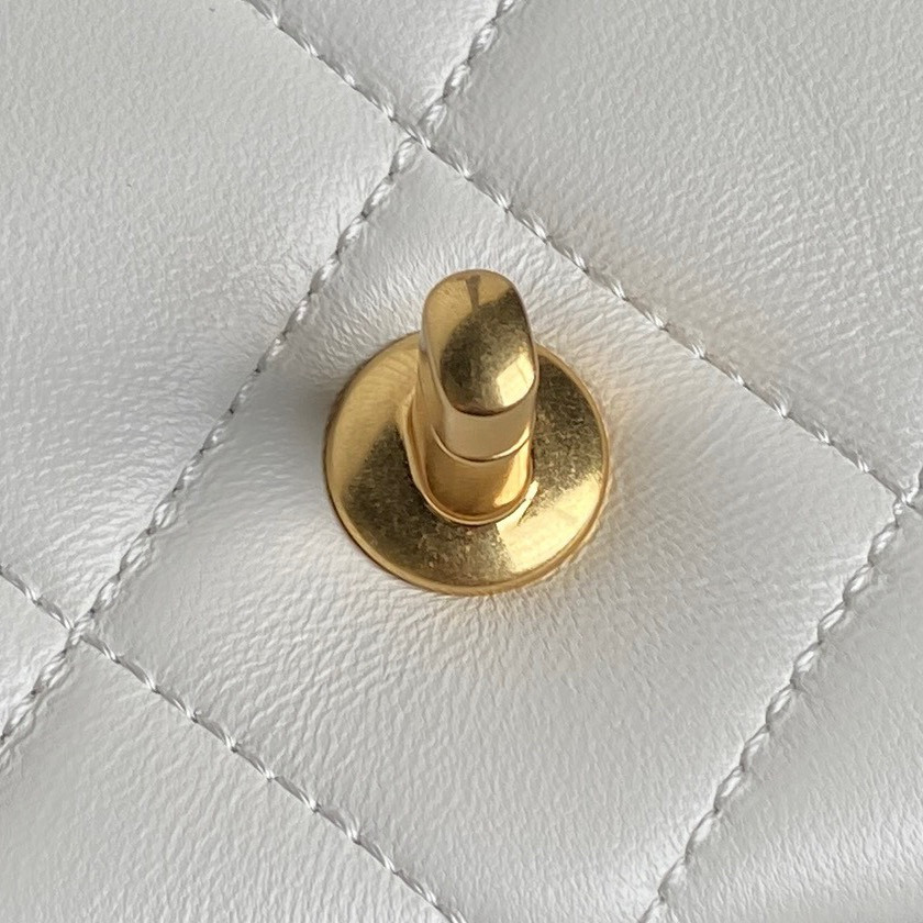 CHANEL FALL-WINTER 2024-25 SMALL FLAP BAG 13x21x7cm