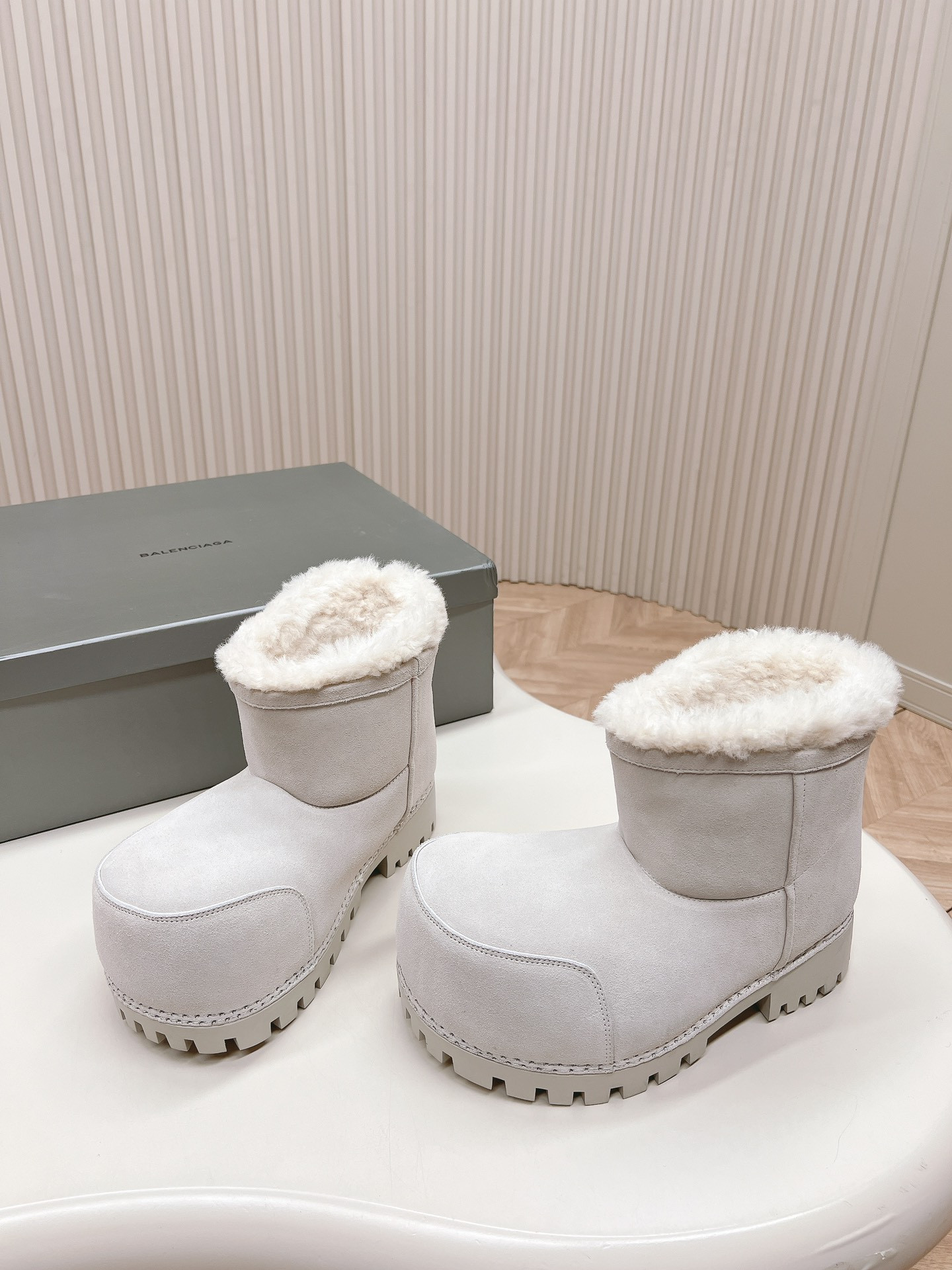UA Balenciaga Snow Boot