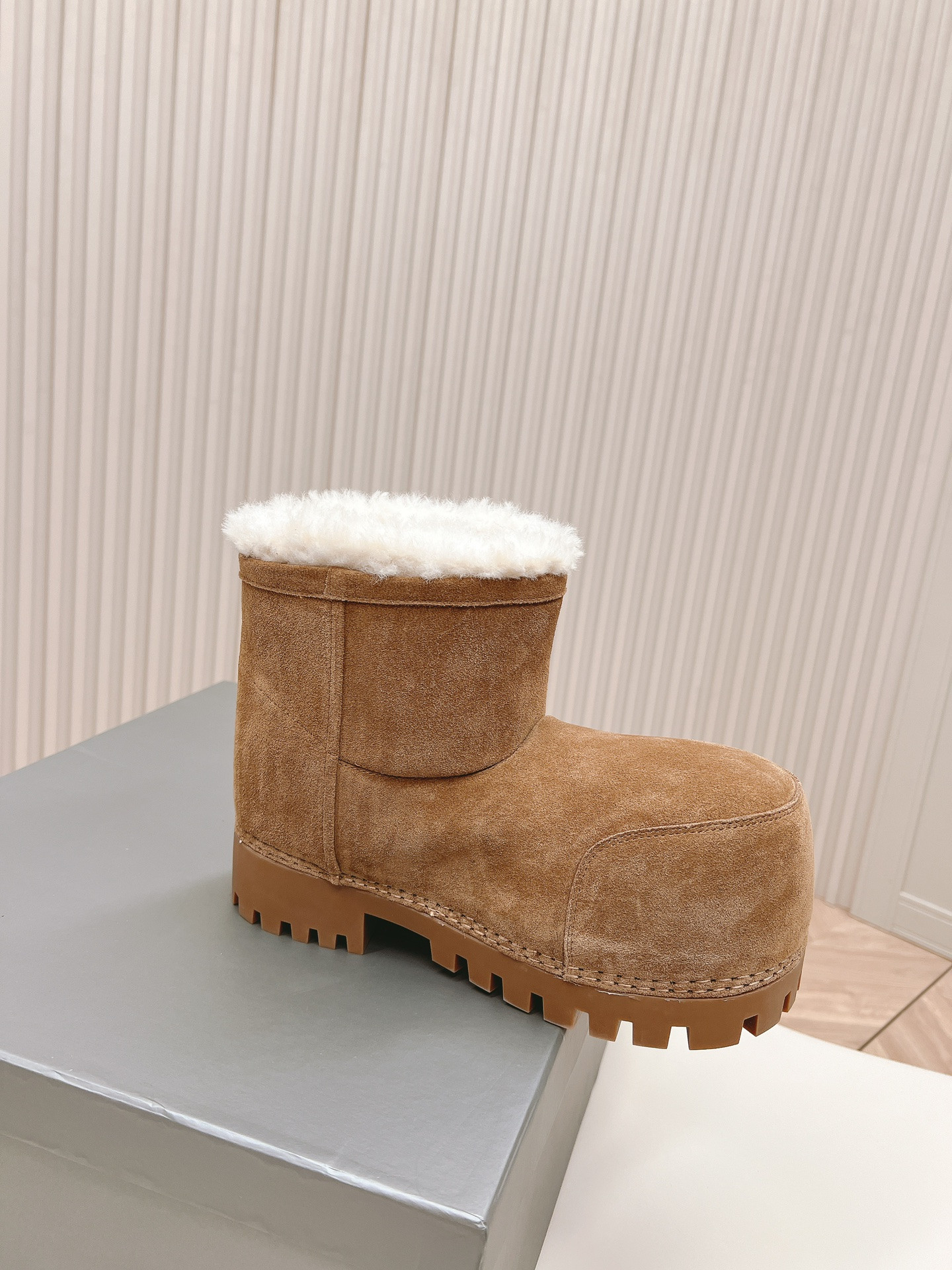 UA Balenciaga Snow Boot