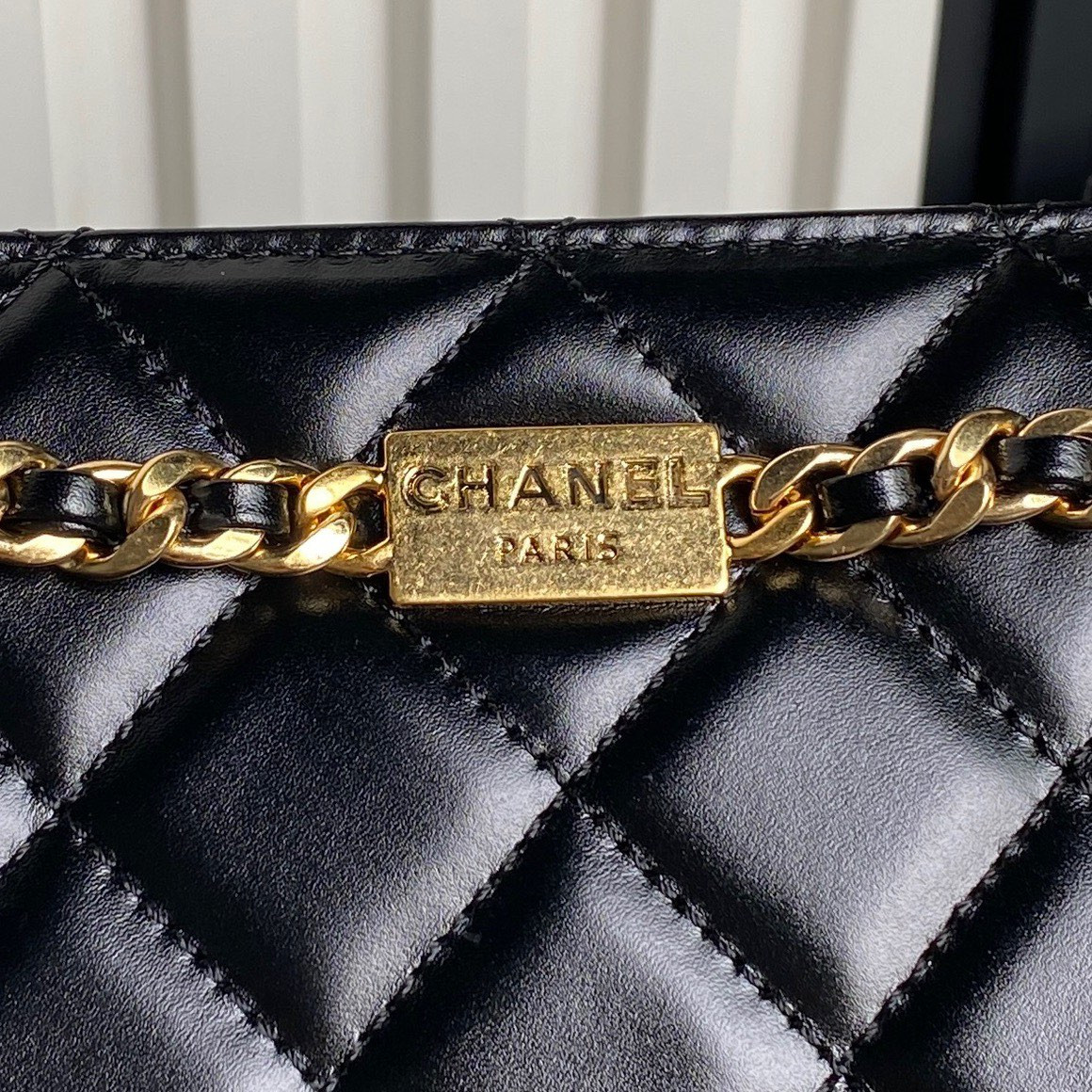 Chanel 24K Handbag 13×27×7cm