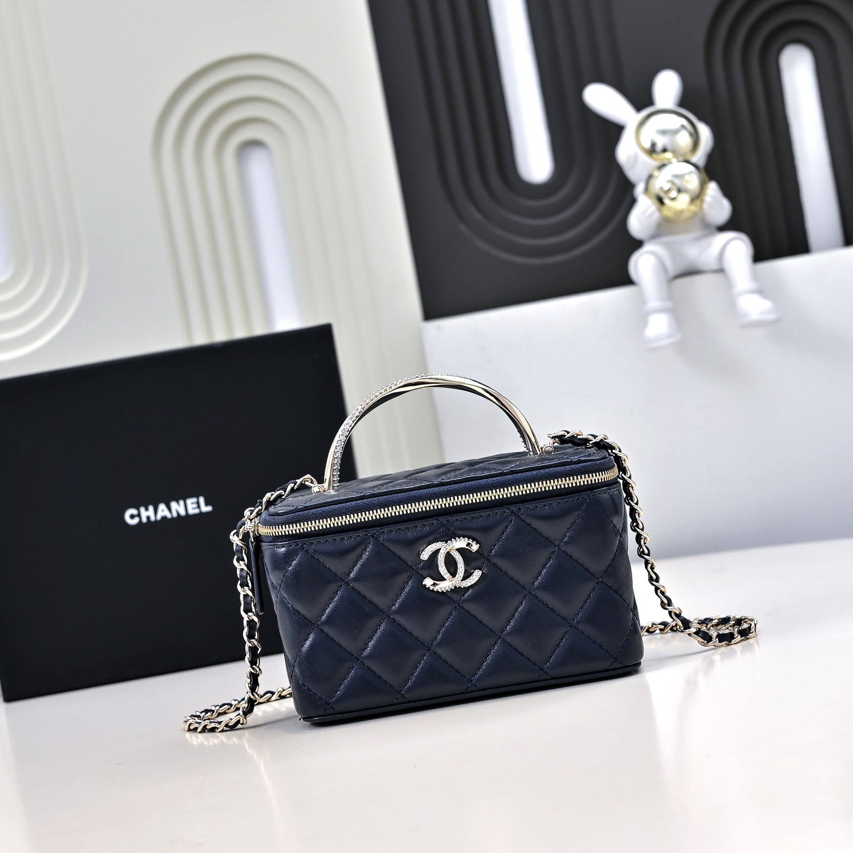 Chanel Clutch With Chain 17cm