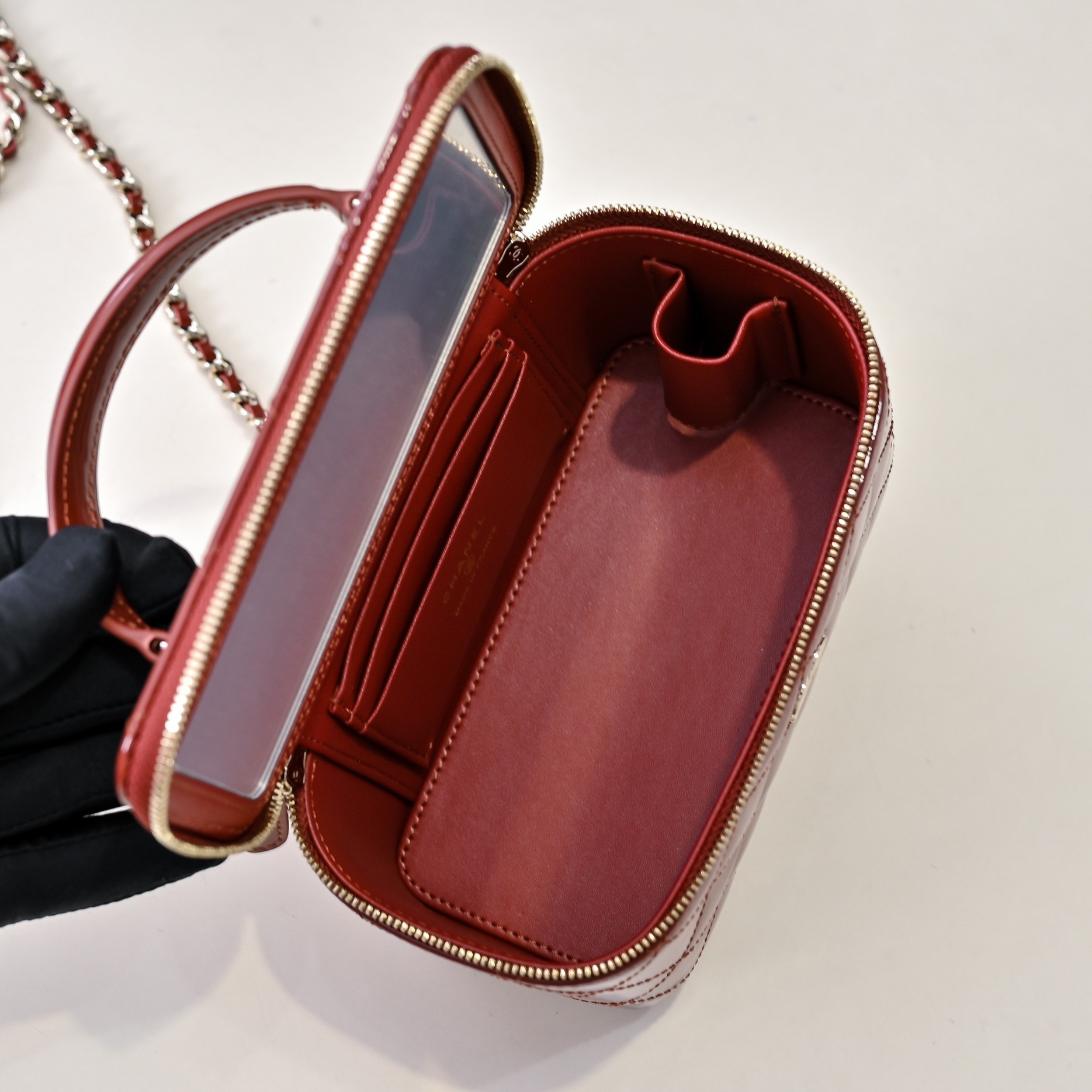 Chanel Long Vanity with chain 16.5x10x8cm